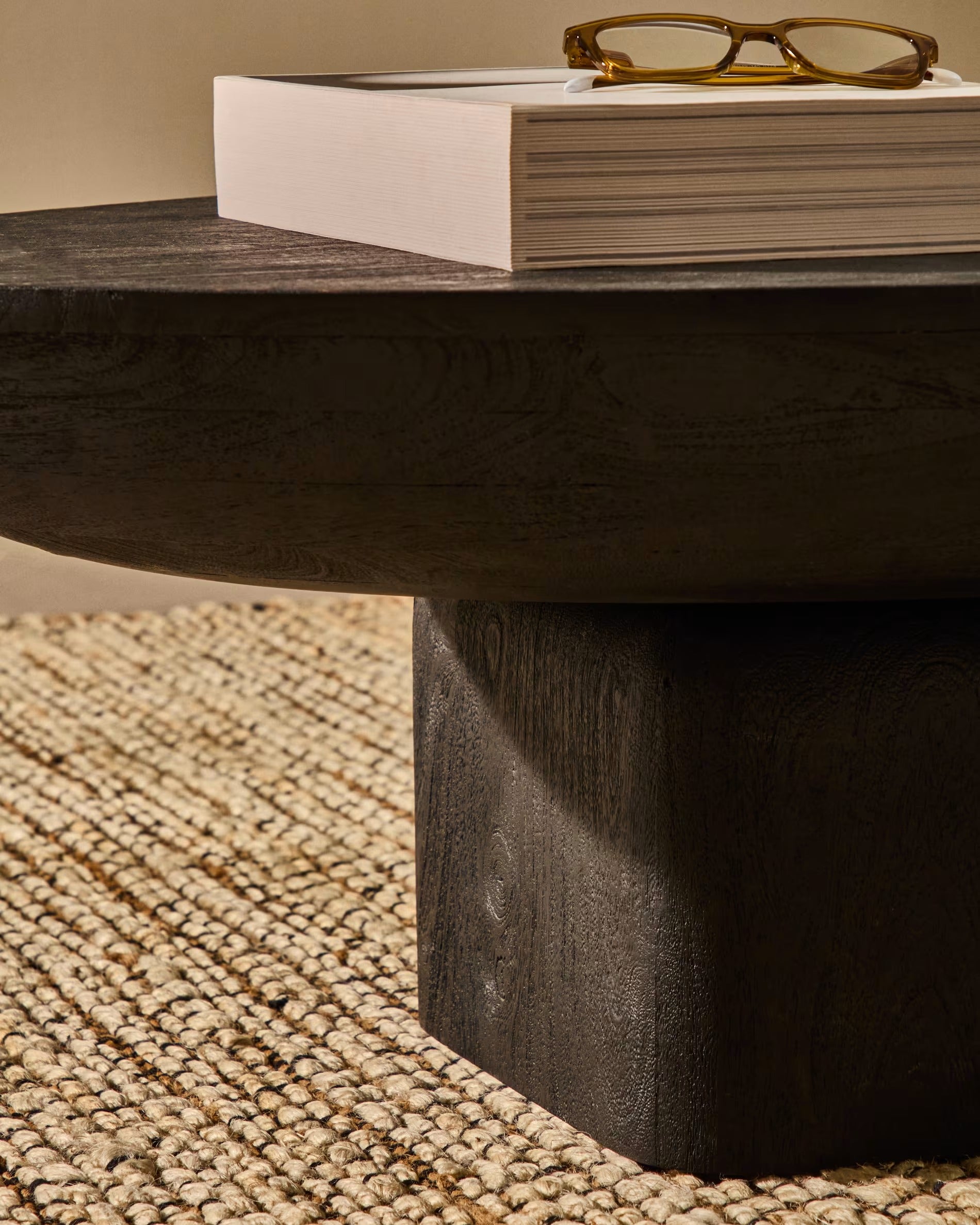 Kávový stolík OVAK čierny