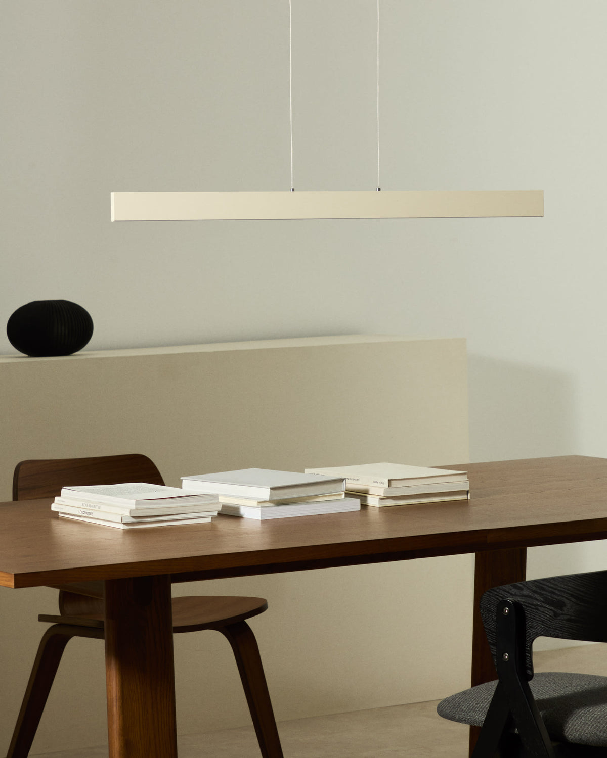 Lampa sufitowa liniowa BOADELLA beżowy aluminium – ujęcie 2