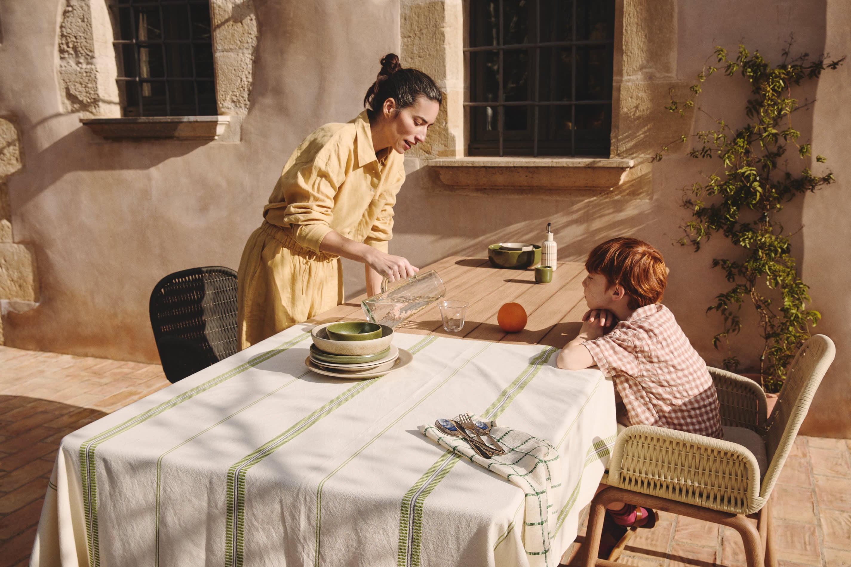 Záhradná stolička s opierkami ALIPA ecru