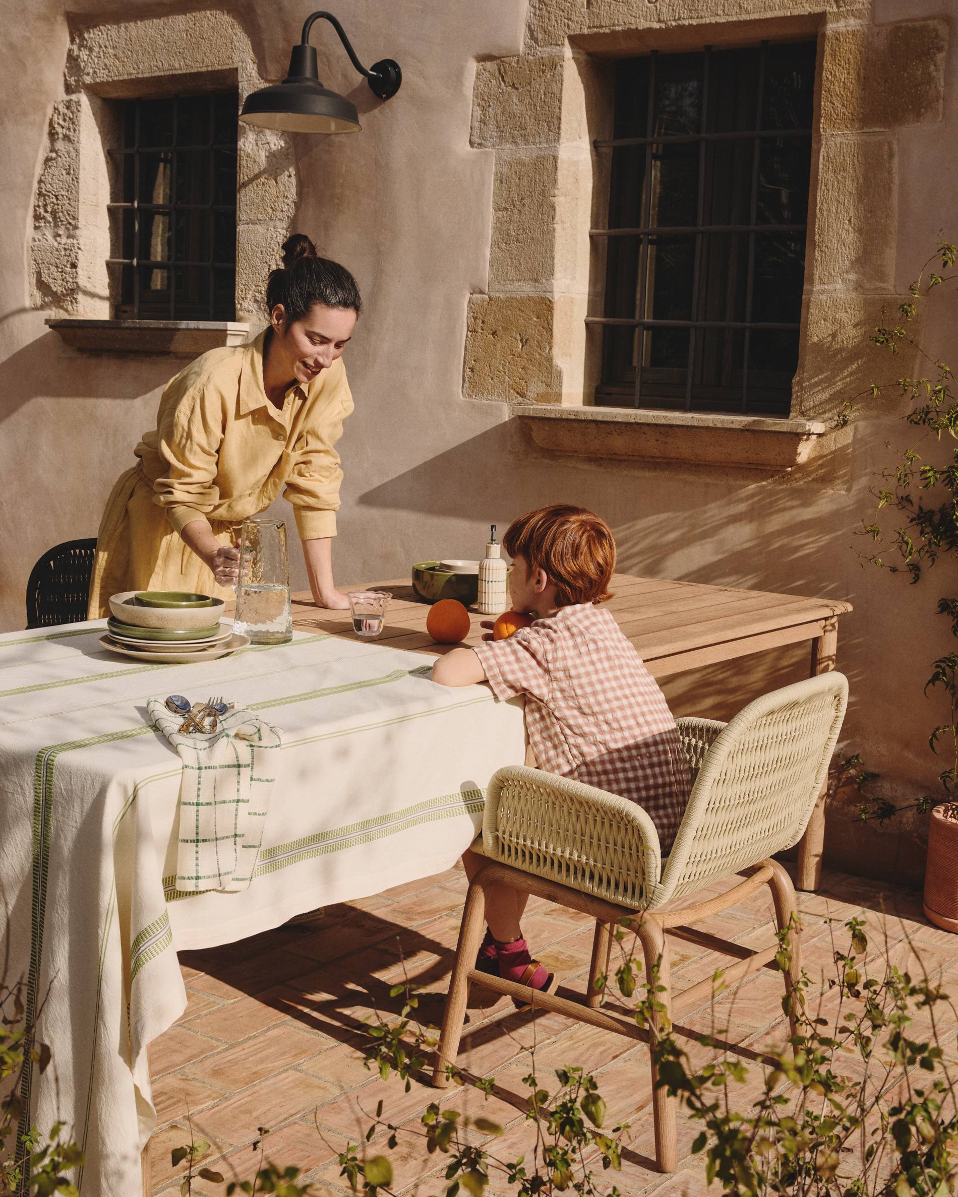 Záhradná stolička s opierkami ALIPA ecru