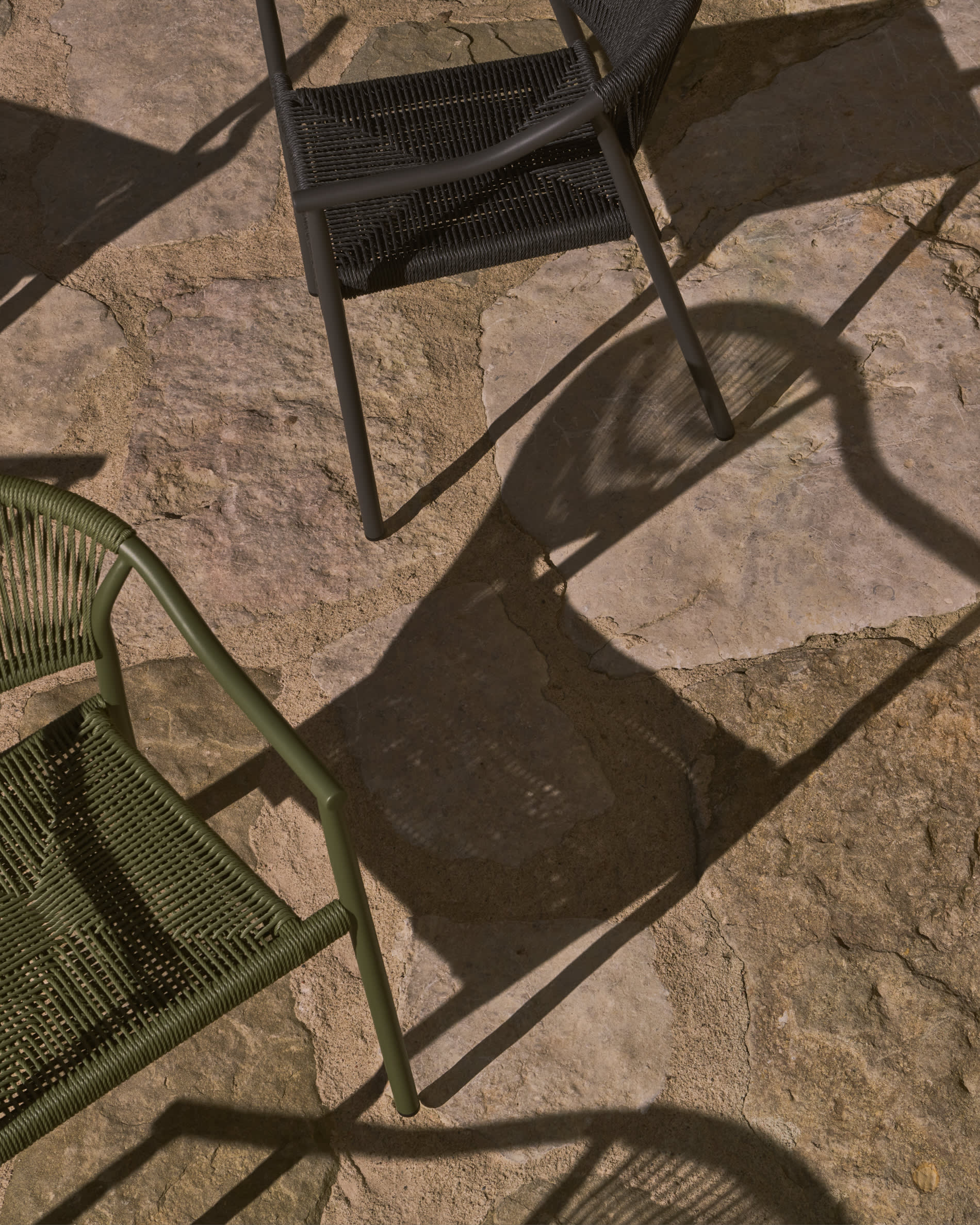 Záhradná stolička LIVADIA grafitová