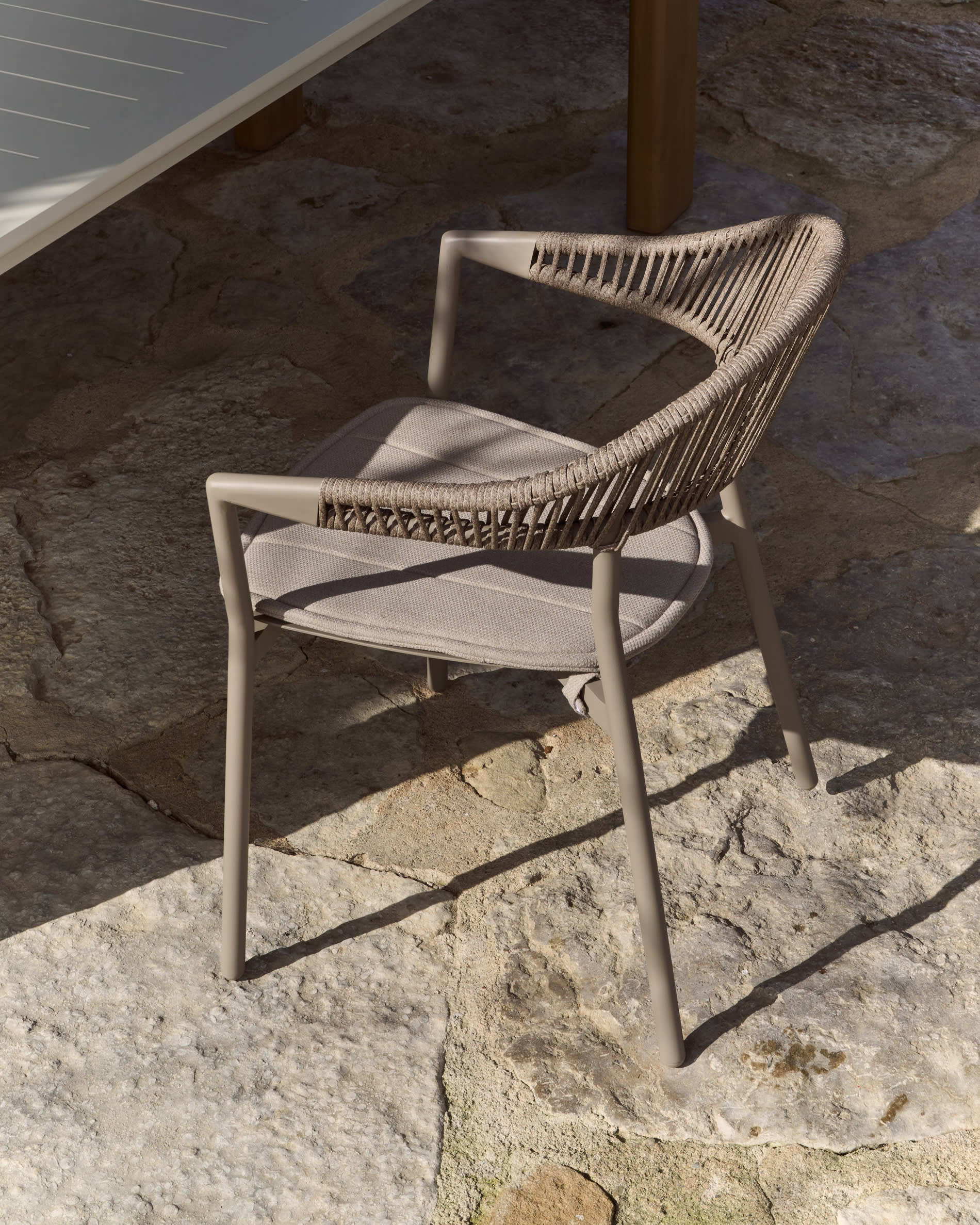 ALIMIA taupe garden chair