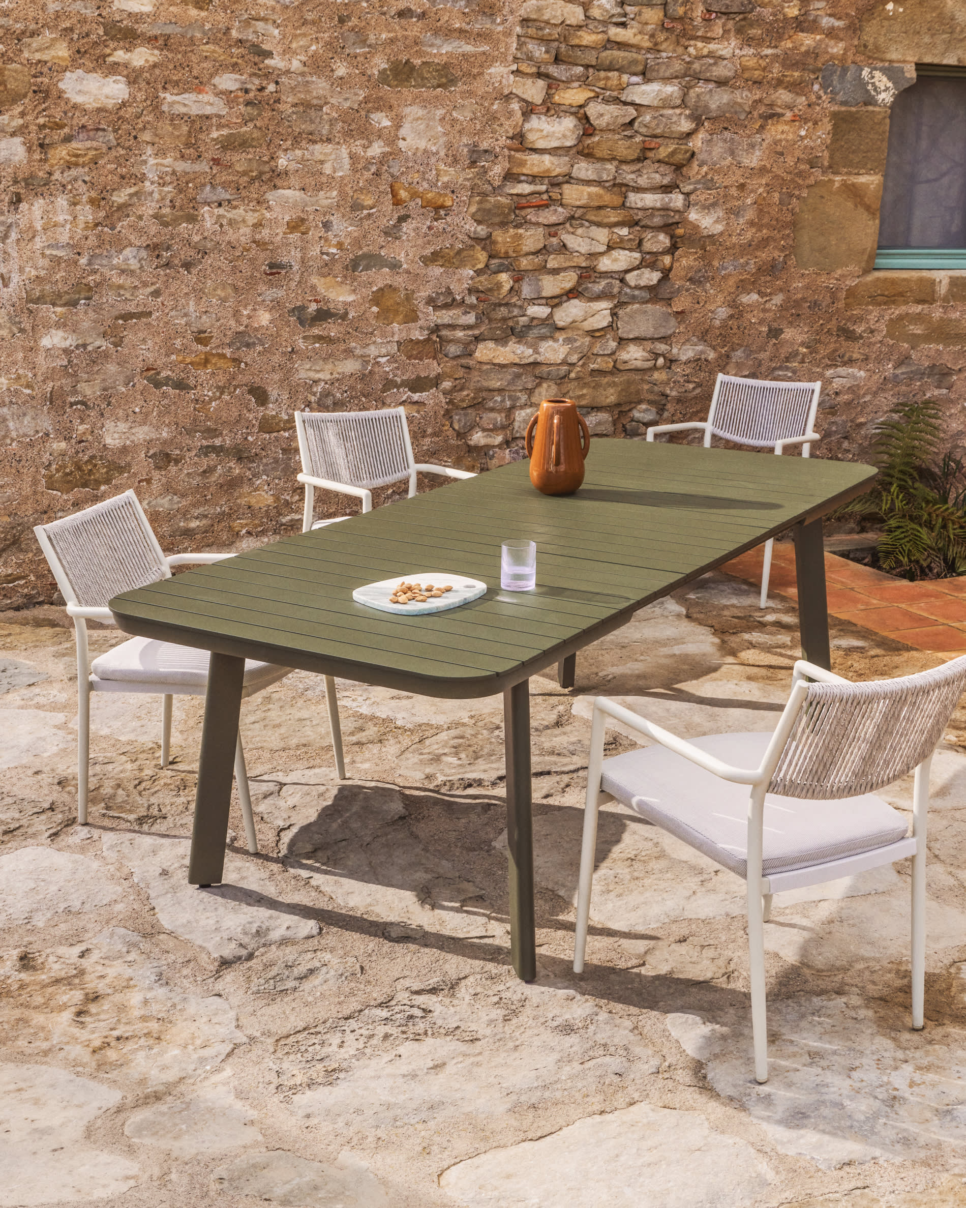 Záhradná stolička ARGASI ecru