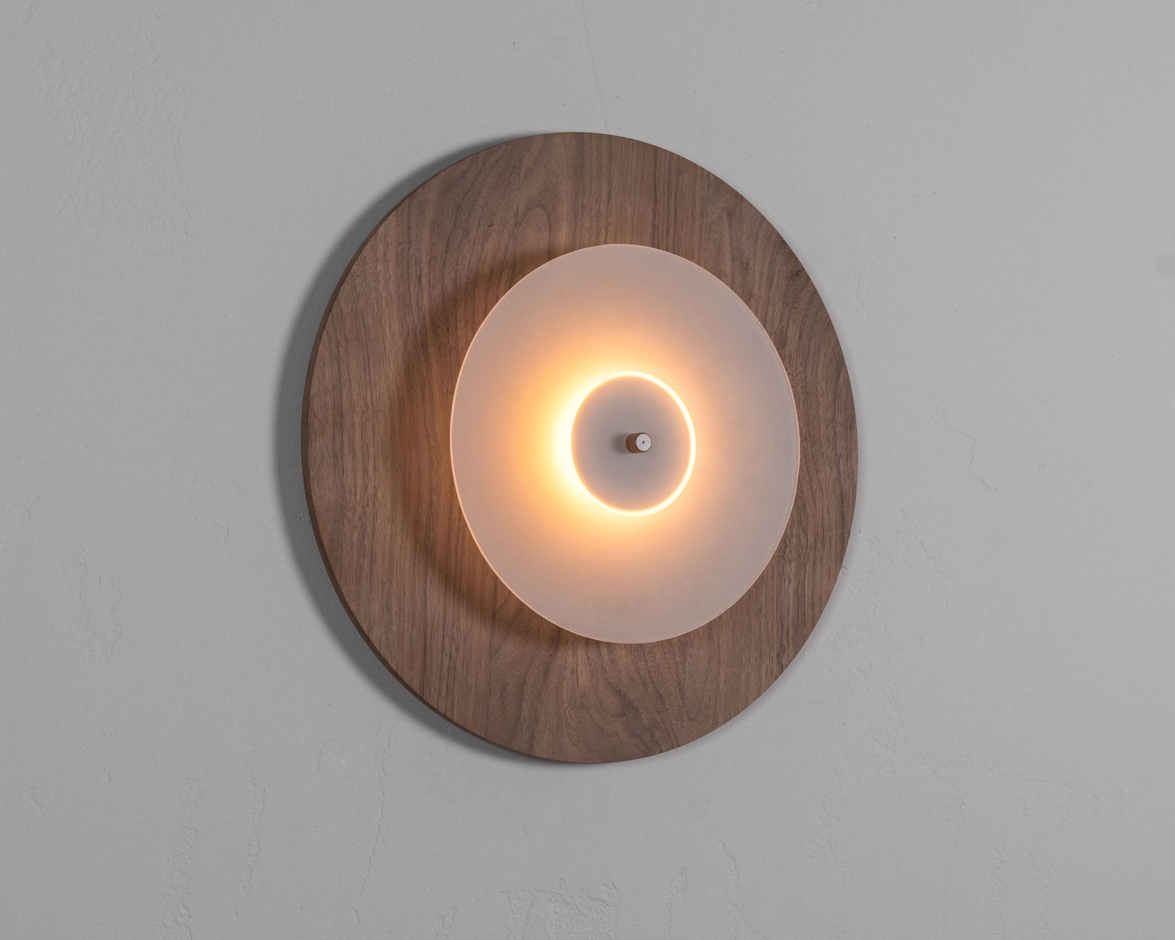 AEROPLAN WOOD lite wall lamp walnut wood