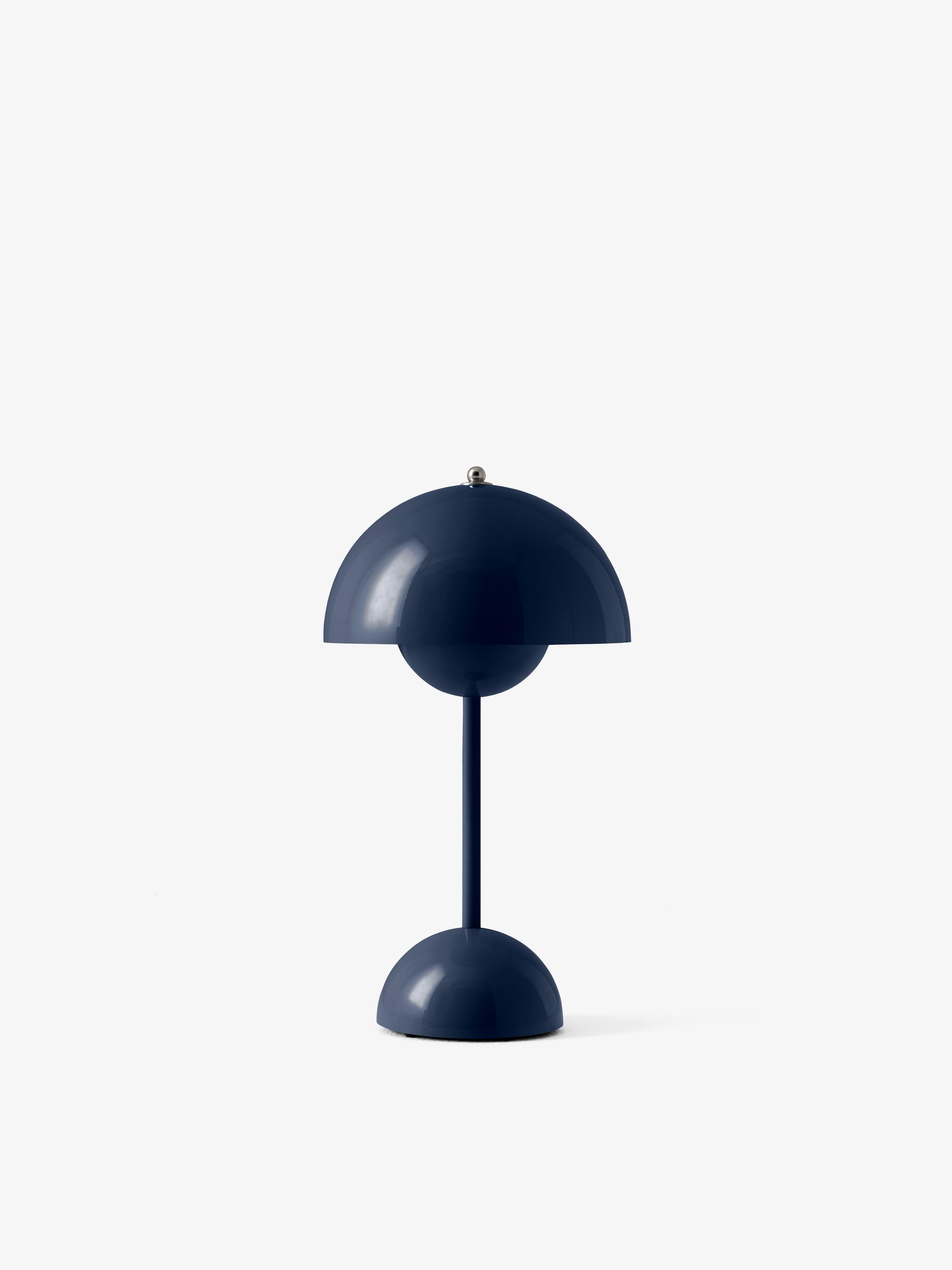 Prenosná lampa FLOWERPOT VP9, oceľová modrá
