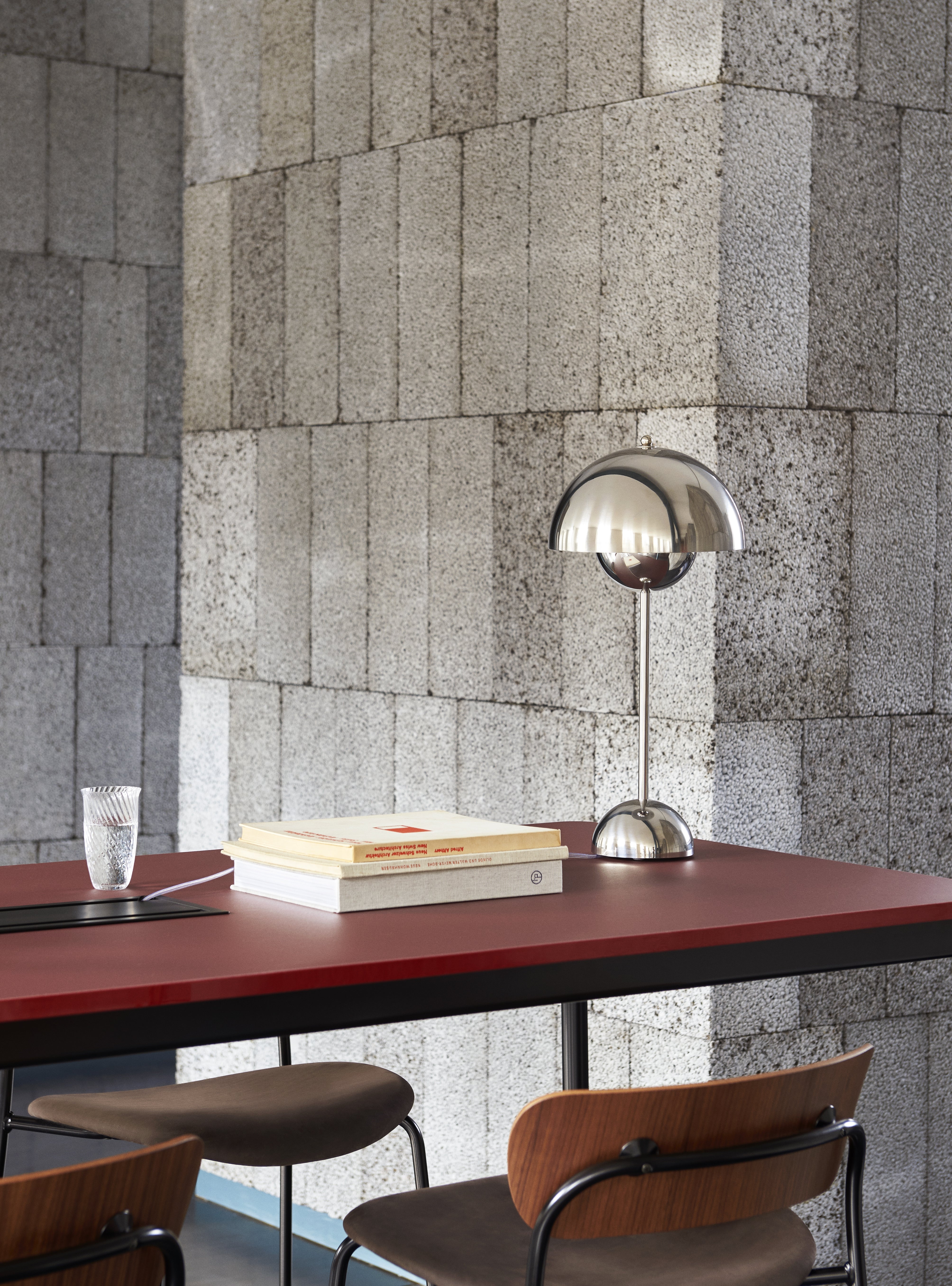 Lampa stolná FLOWERPOT VP3 mosadzná