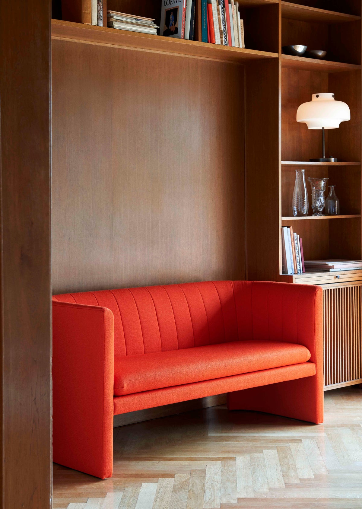 Sofa pre 2 osoby LOAFER SC25 čalúnená