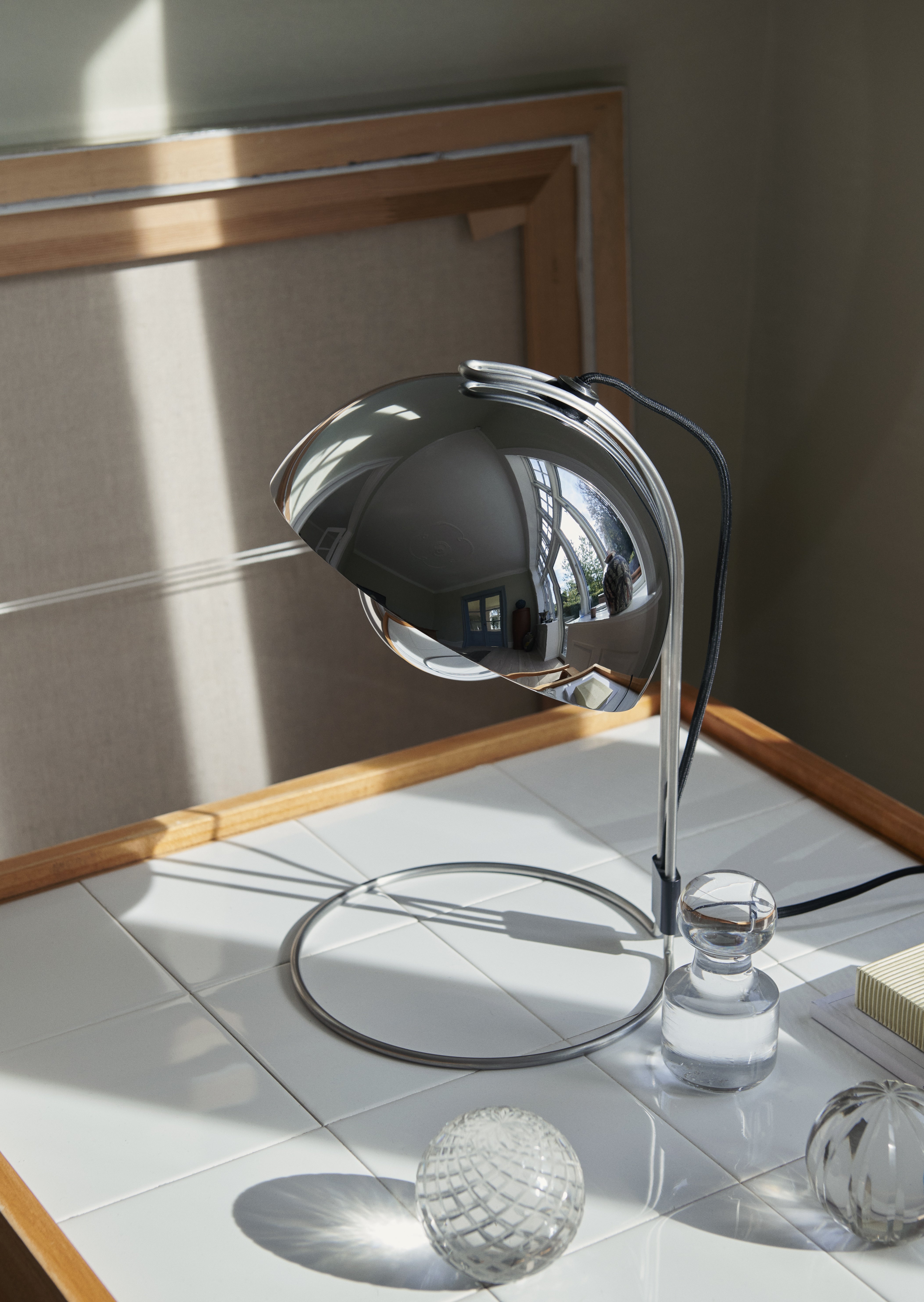 Stolná lampa FLOWERPOT VP4 chrómovaná