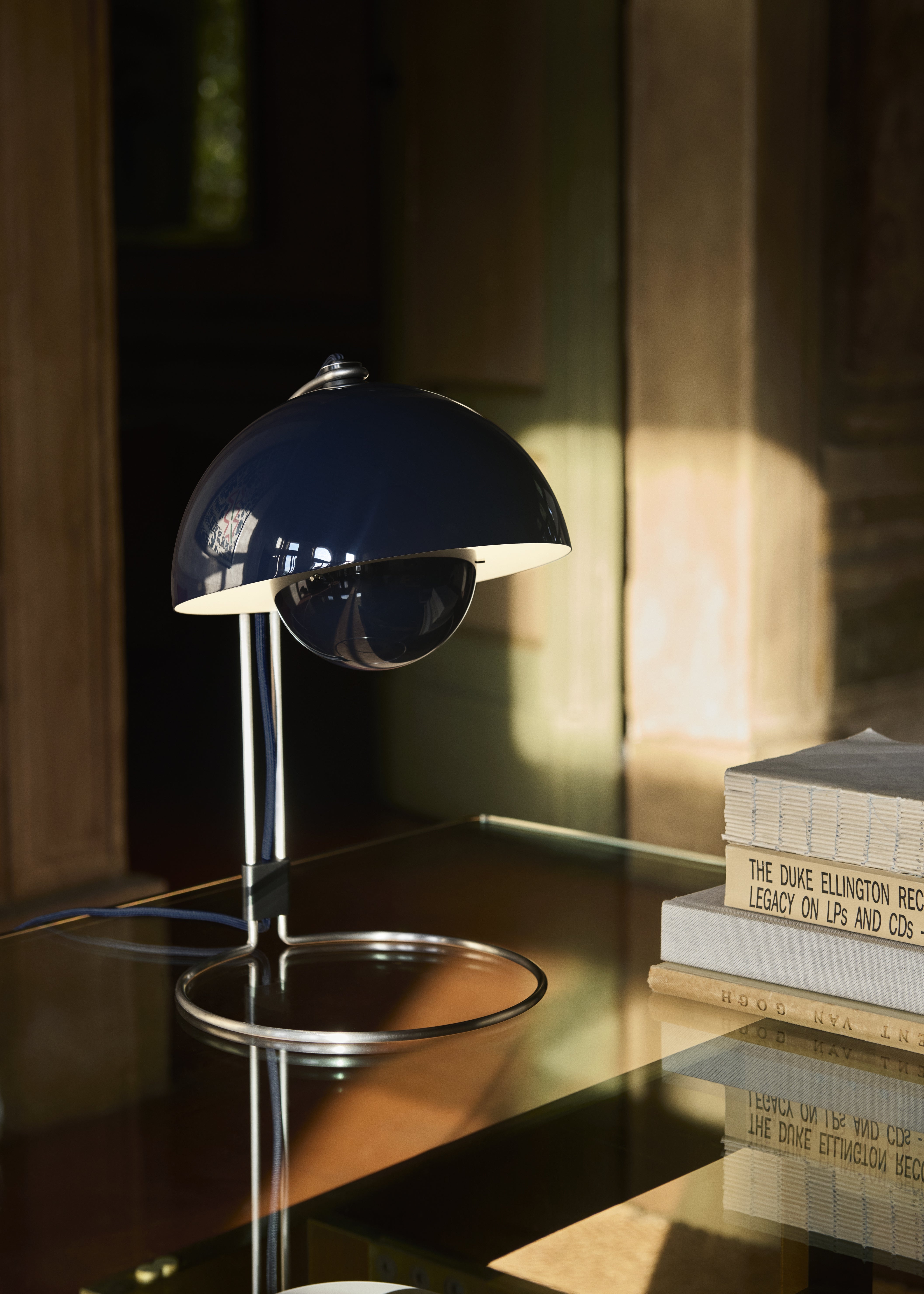 Lampa stołowa FLOWERPOT VP4 ciemna śliwka