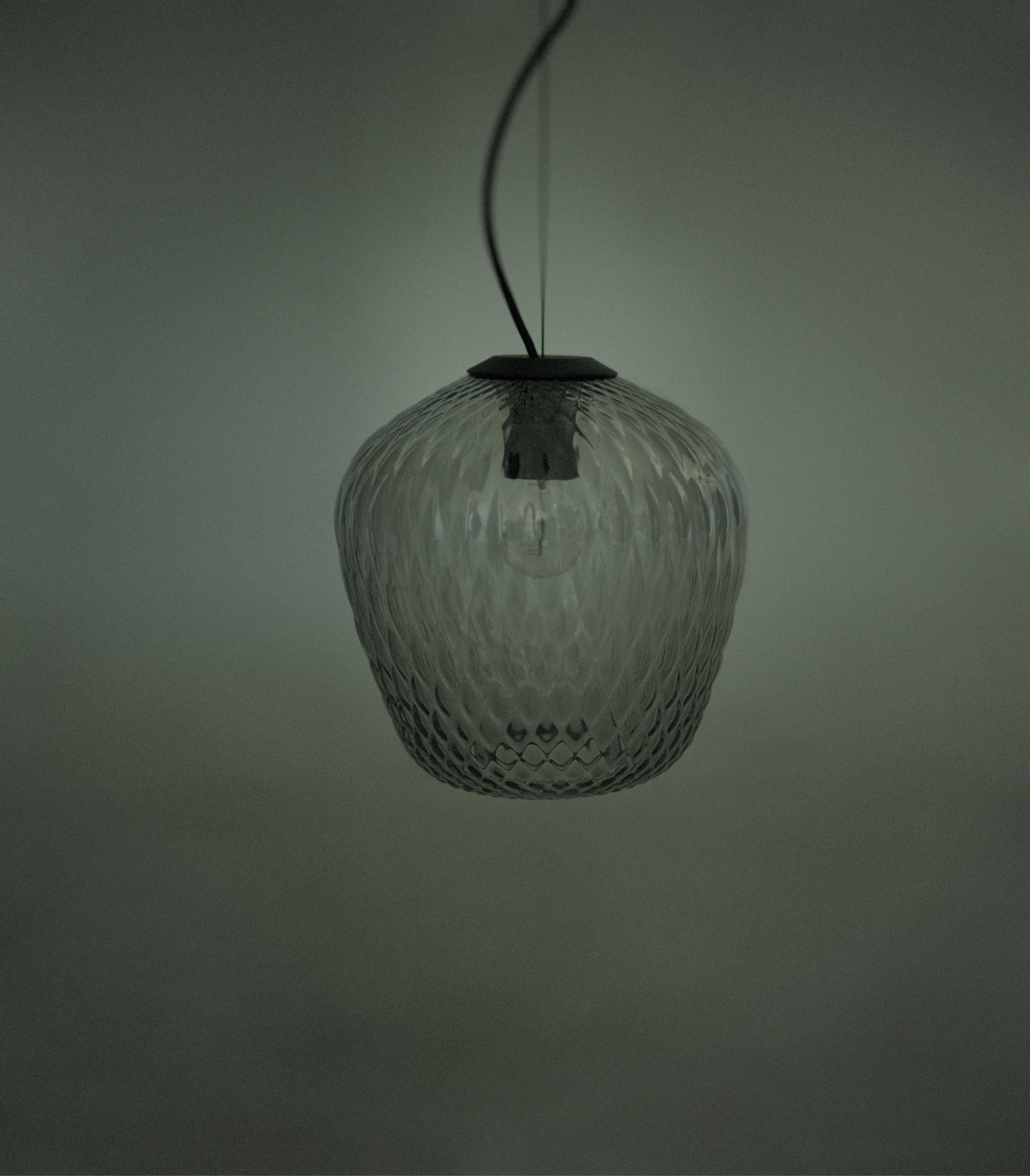 Lampa visiacá BLOWN s lesklým tienidlom