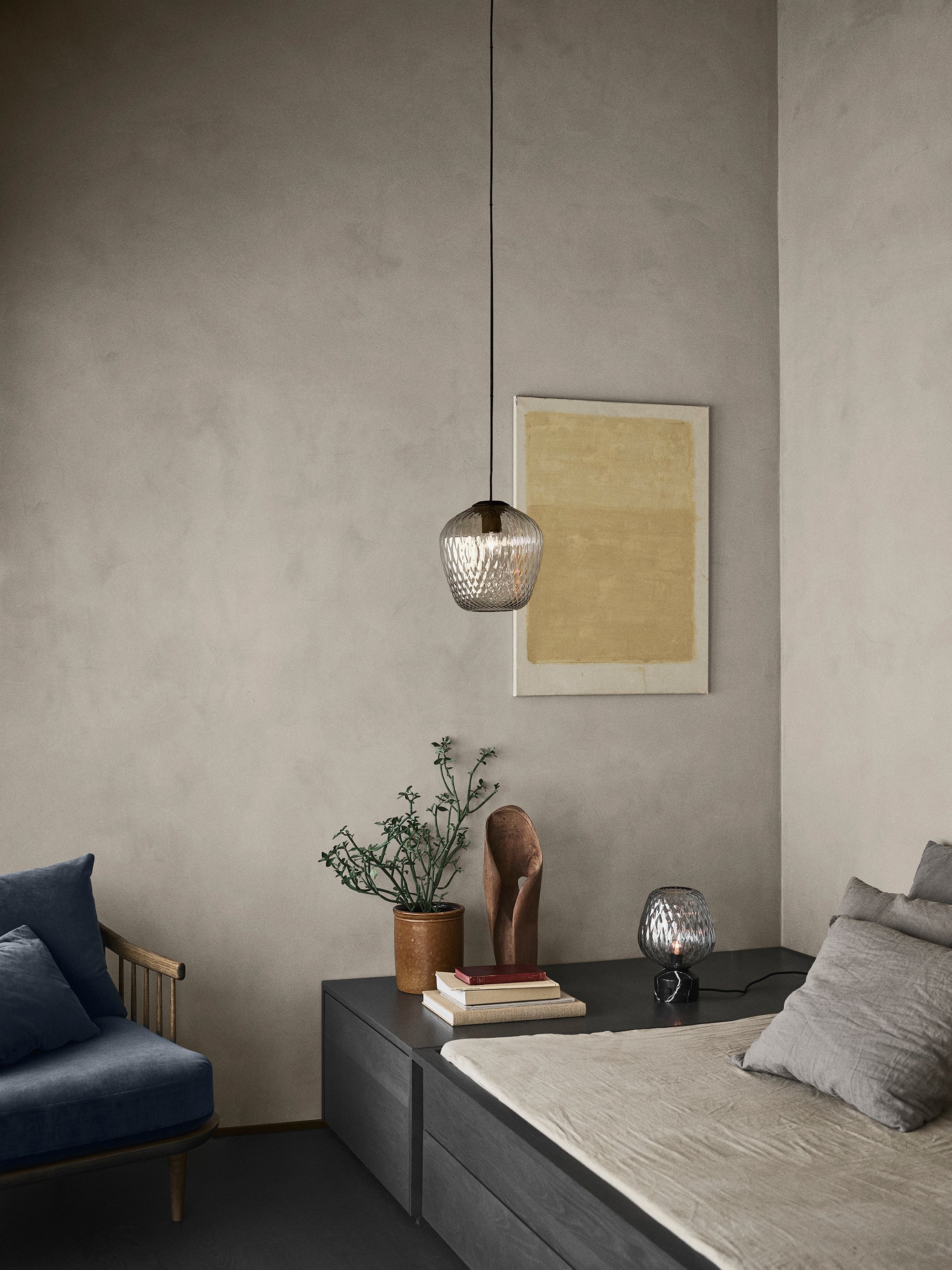 Lampa visiacá BLOWN s lesklým tienidlom