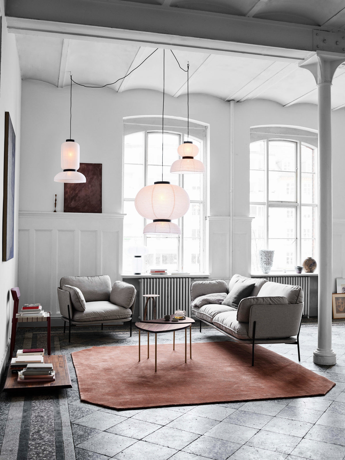 Sofa pre 2 osoby CLOUD LN2 čalúnená s čiernym podstavcom