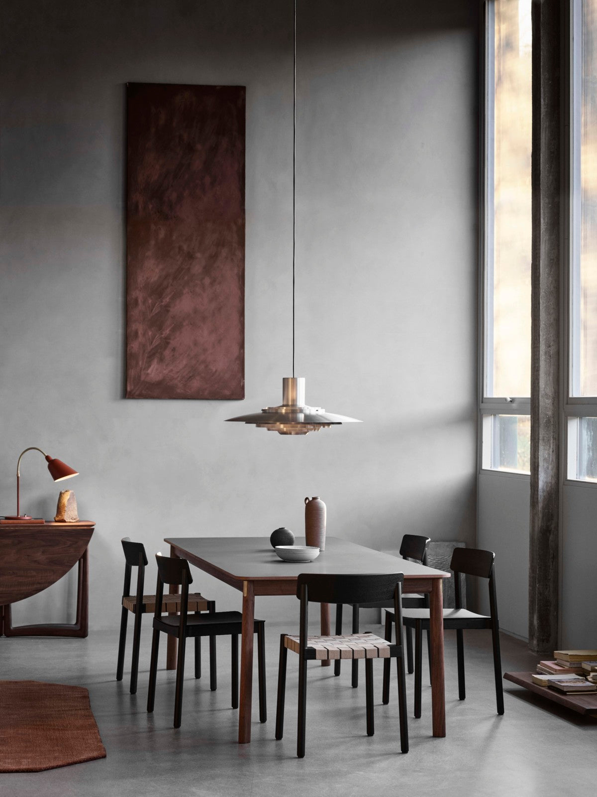 Matná biela závesná lampa P376