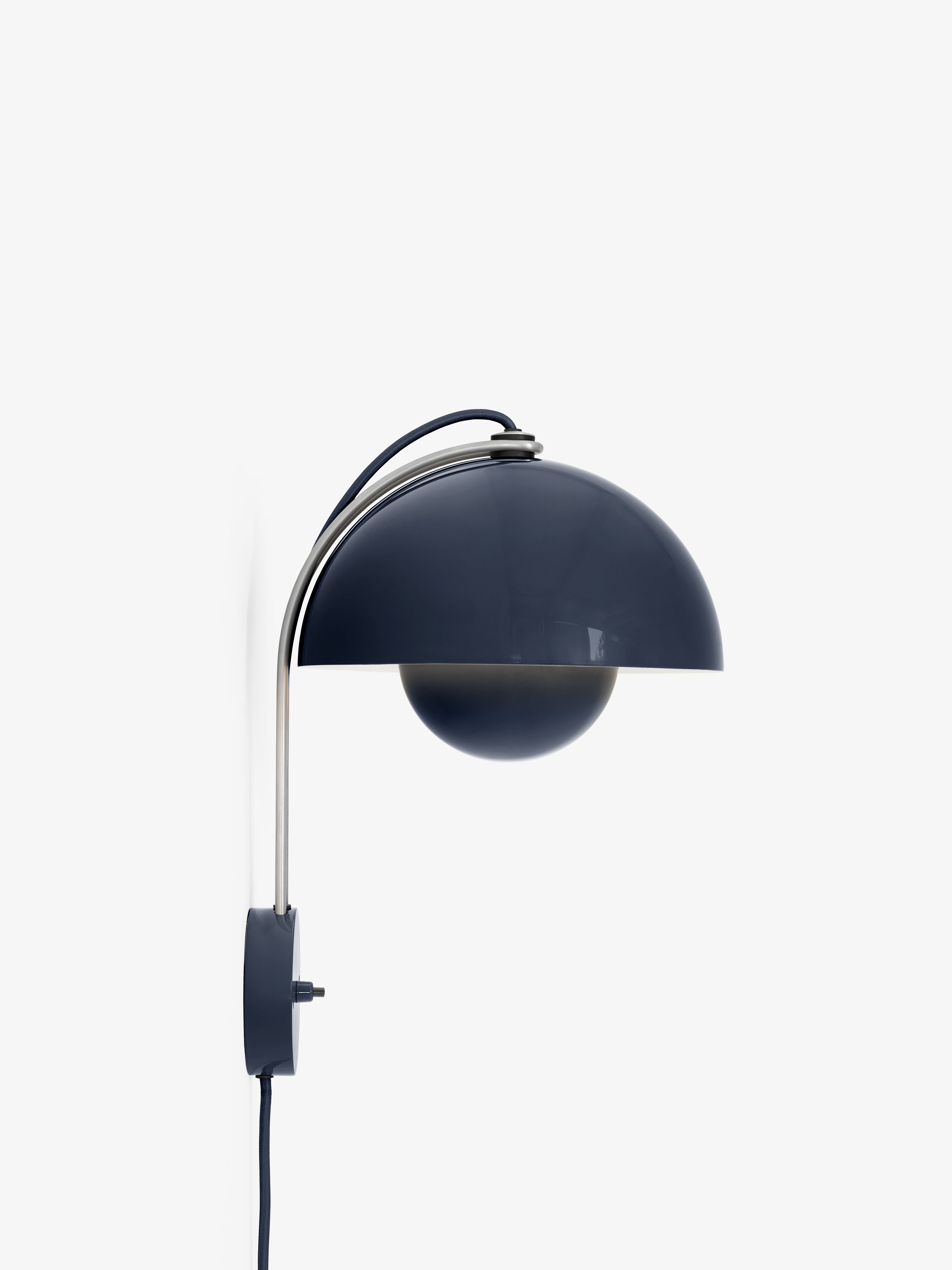 Nástenná lampa FLOWERPOT VP8 modrá oceľová