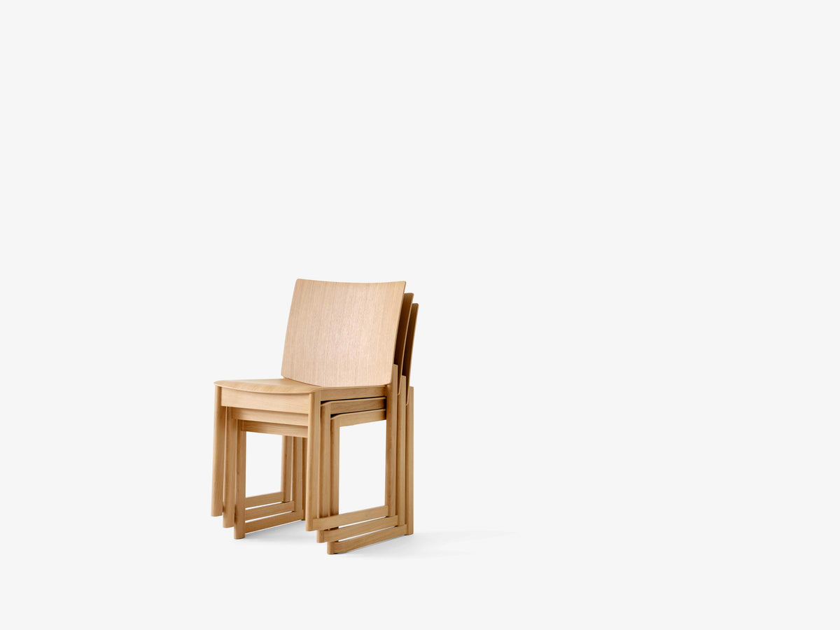Stolička ALLWOOD AV35 lakovaný dub