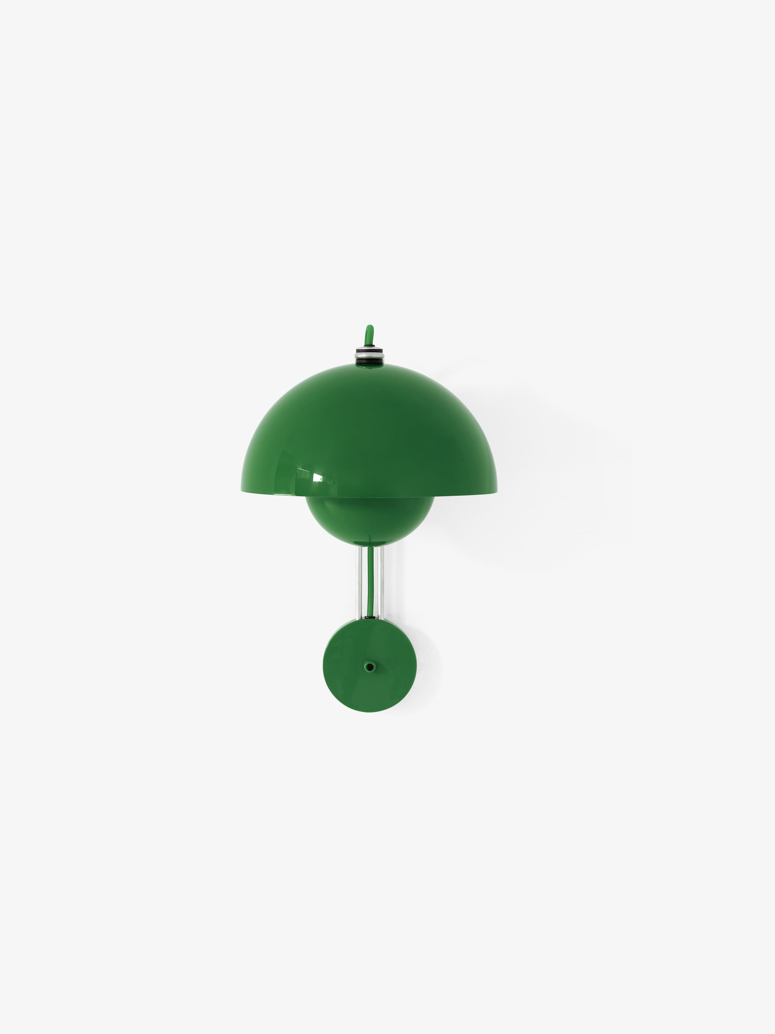 Nástenná lampa FLOWERPOT VP8 v intenzívnej zelenej farbe