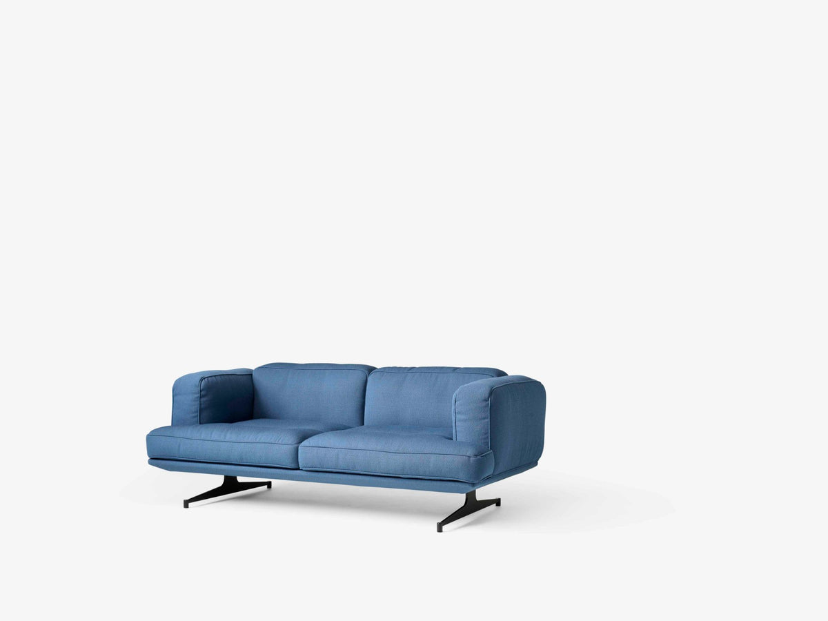 Sofa pre 2 osoby INLAND AV22 čalúnená s čiernym podstavcom