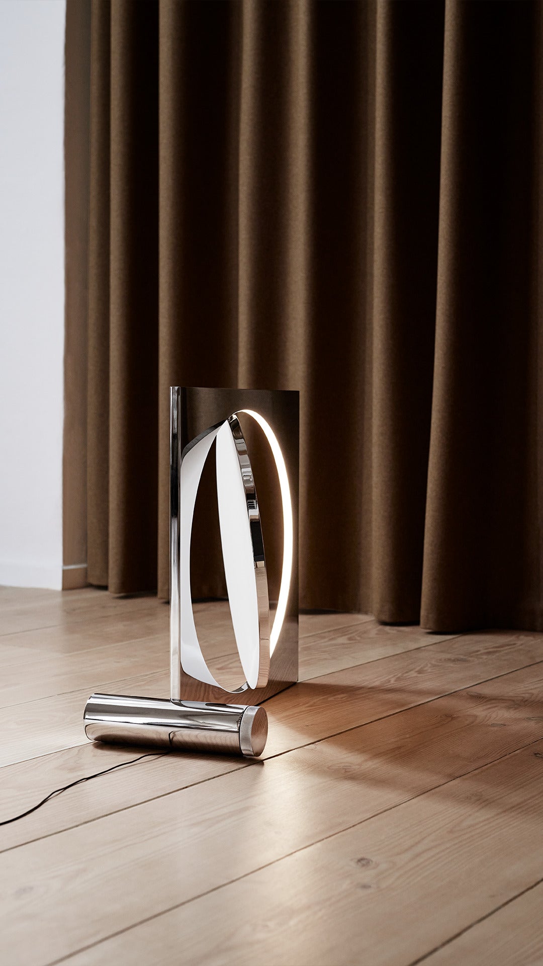 MOONSETTER chrome floor lamp