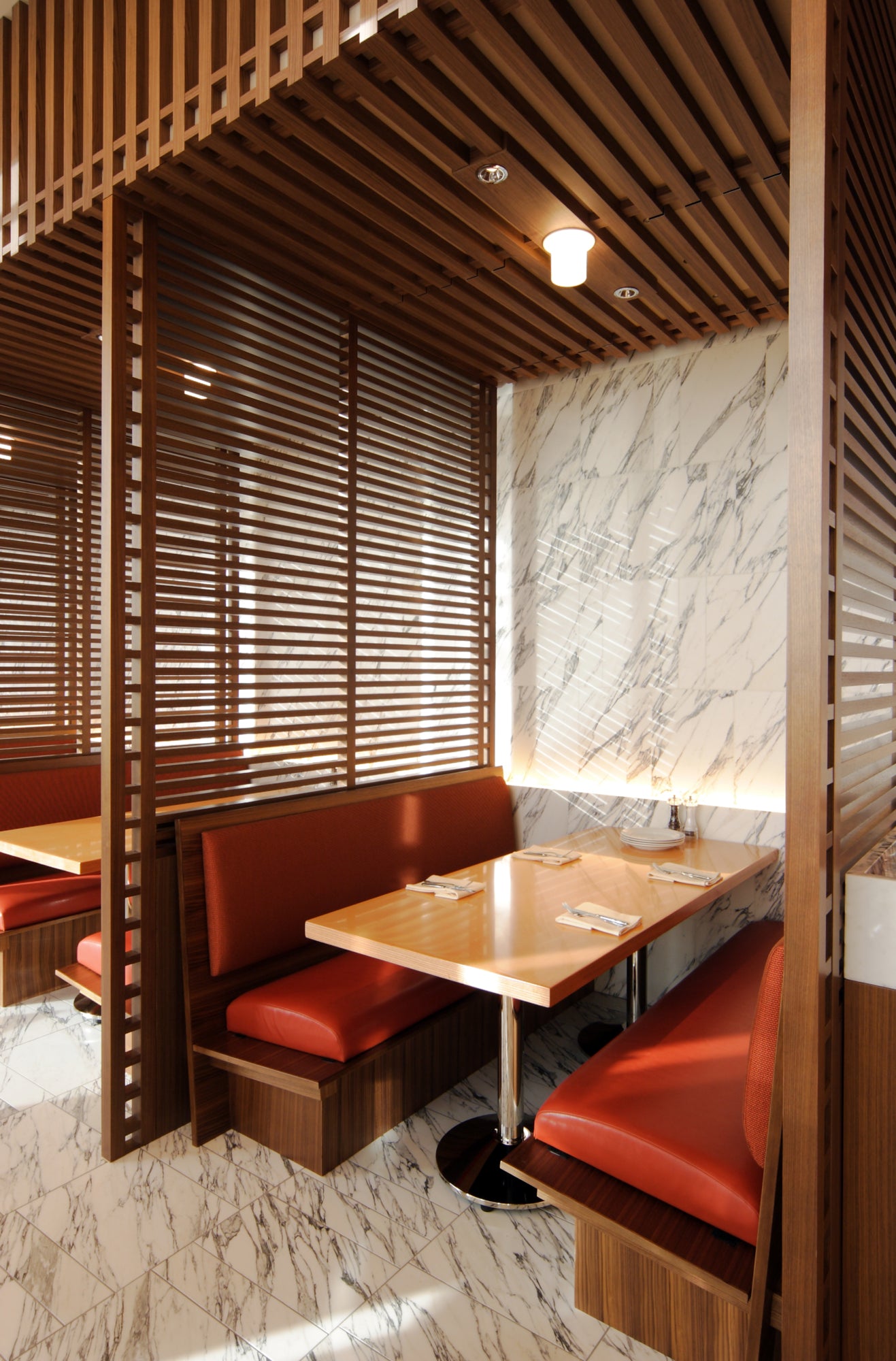 Zapušťaný reflektor BALLERUP biely