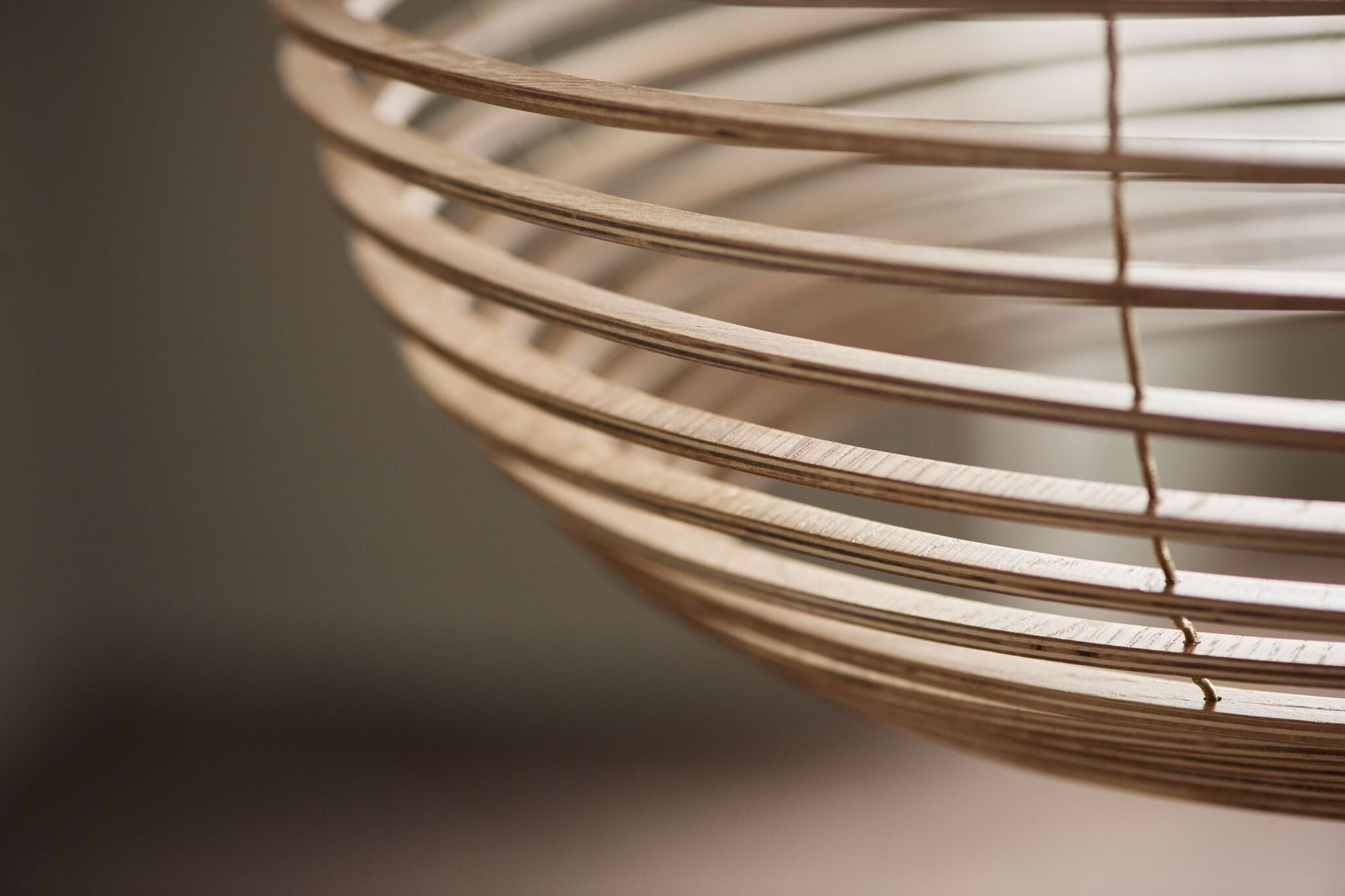 Závesná lampa ANELLI dubový dyha