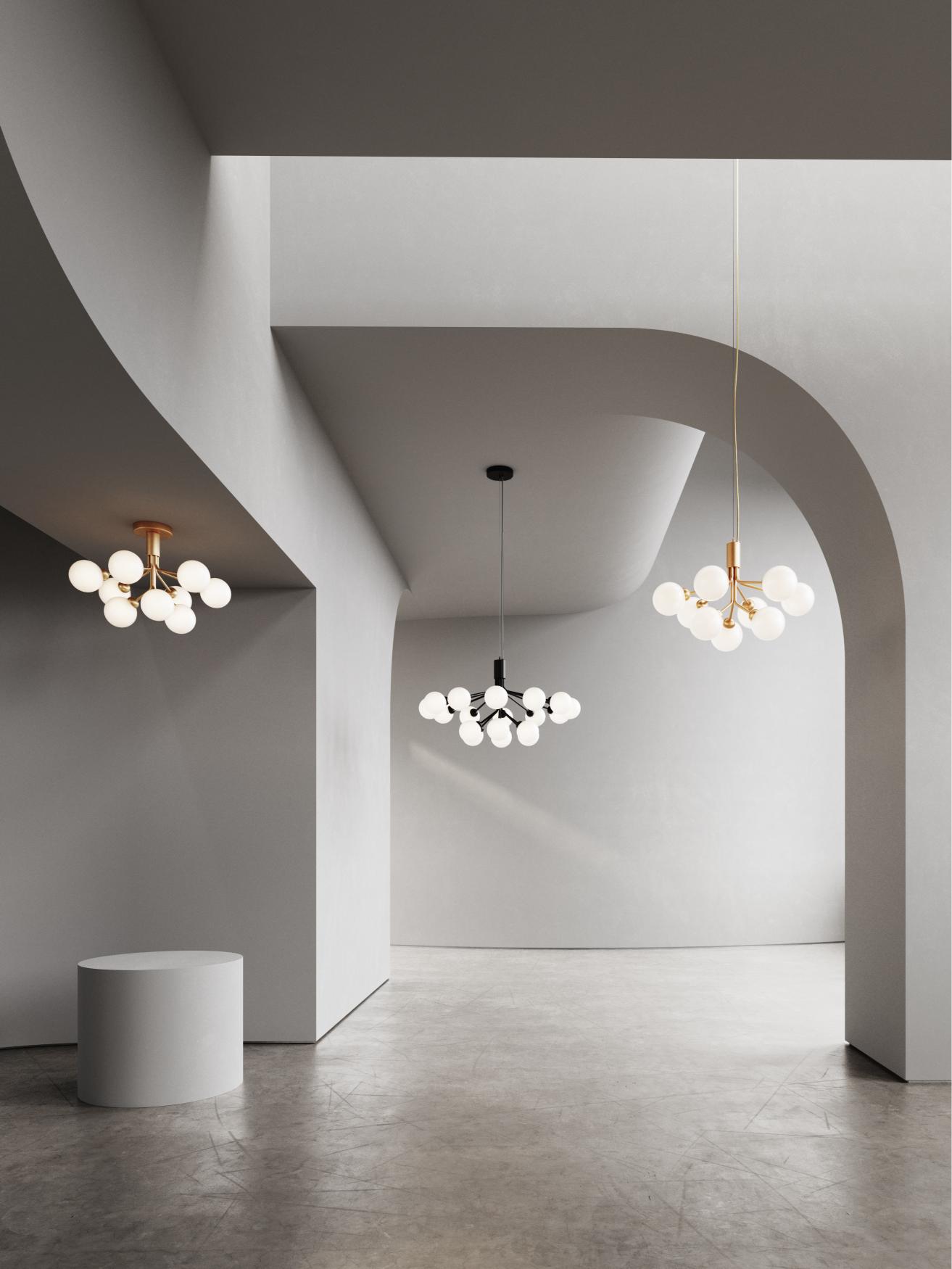 Závesná lampa APIALES 9 čierna s opálovým sklom