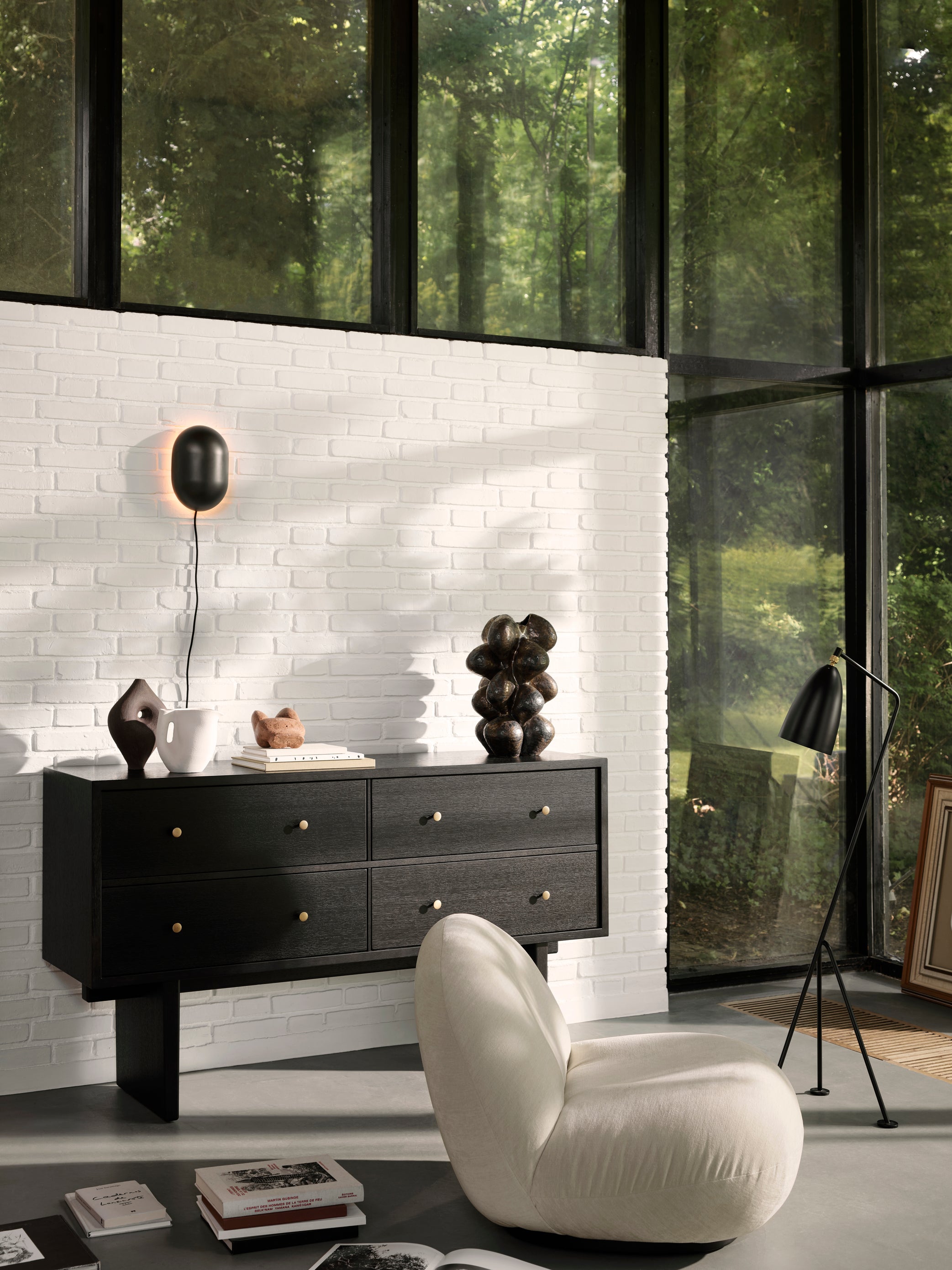 Nástenné svietidlo HOWARD čierne