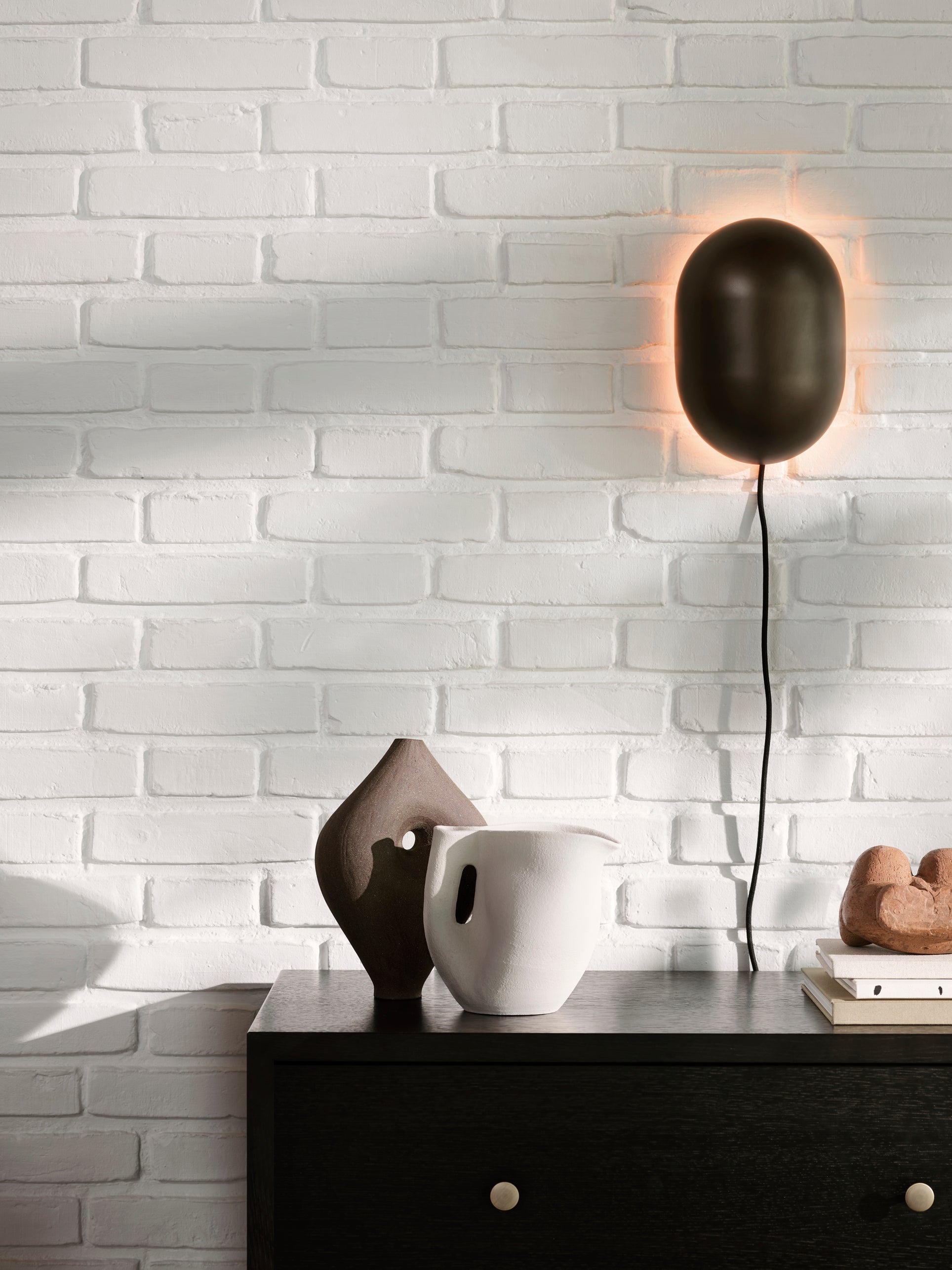 Nástenné svietidlo HOWARD čierne