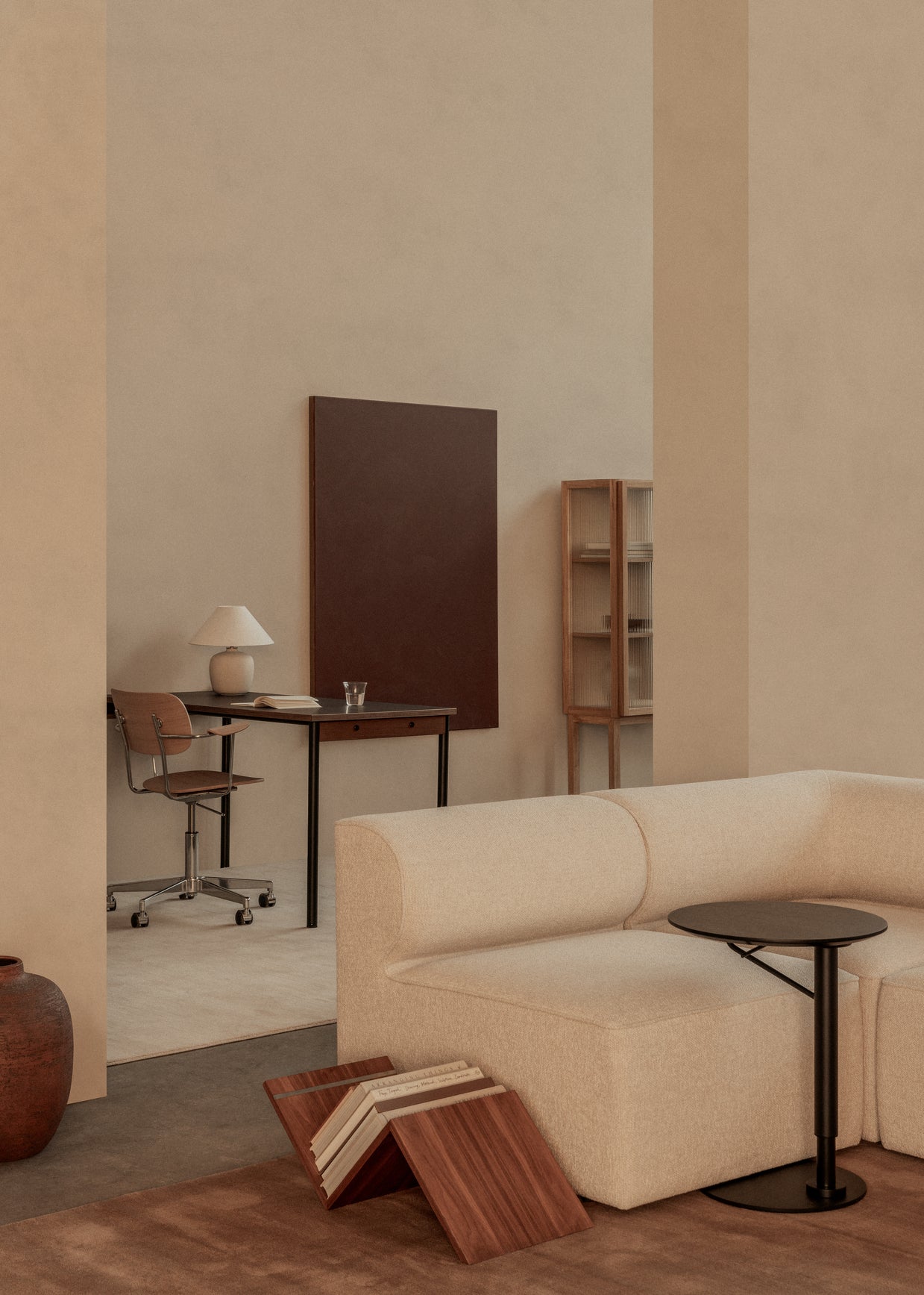 Regulovateľný bočný stolík BRANCH čierny