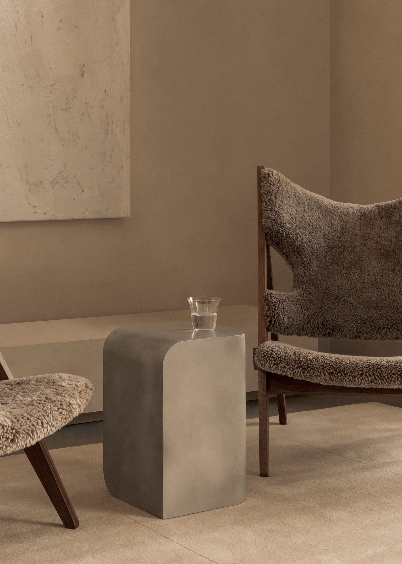 Bočný stolík VOLUME hliníkový