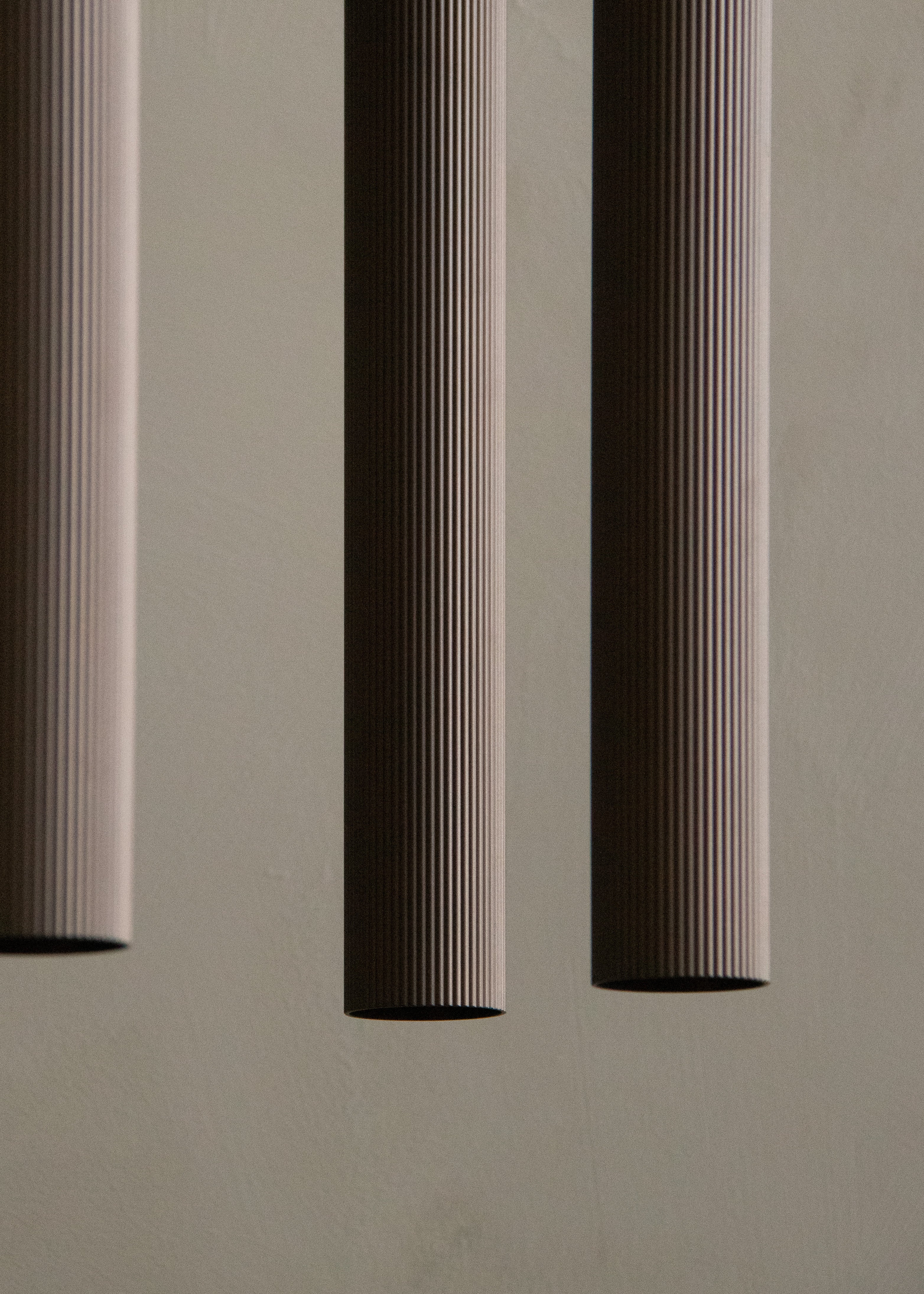 Závesná lampa TUBULAIRE RAIL hnedá