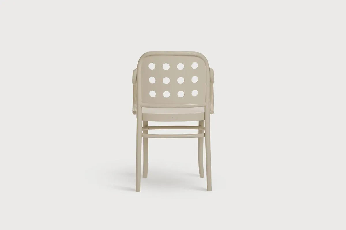 Kreslo s podrúčkami CLASSIC B-6010 bukové drevo