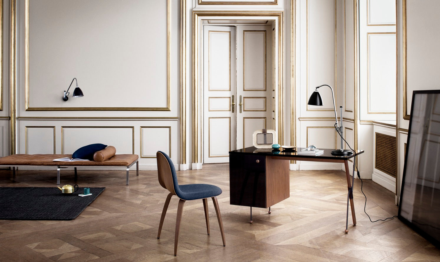 Walnut veneer desk 62