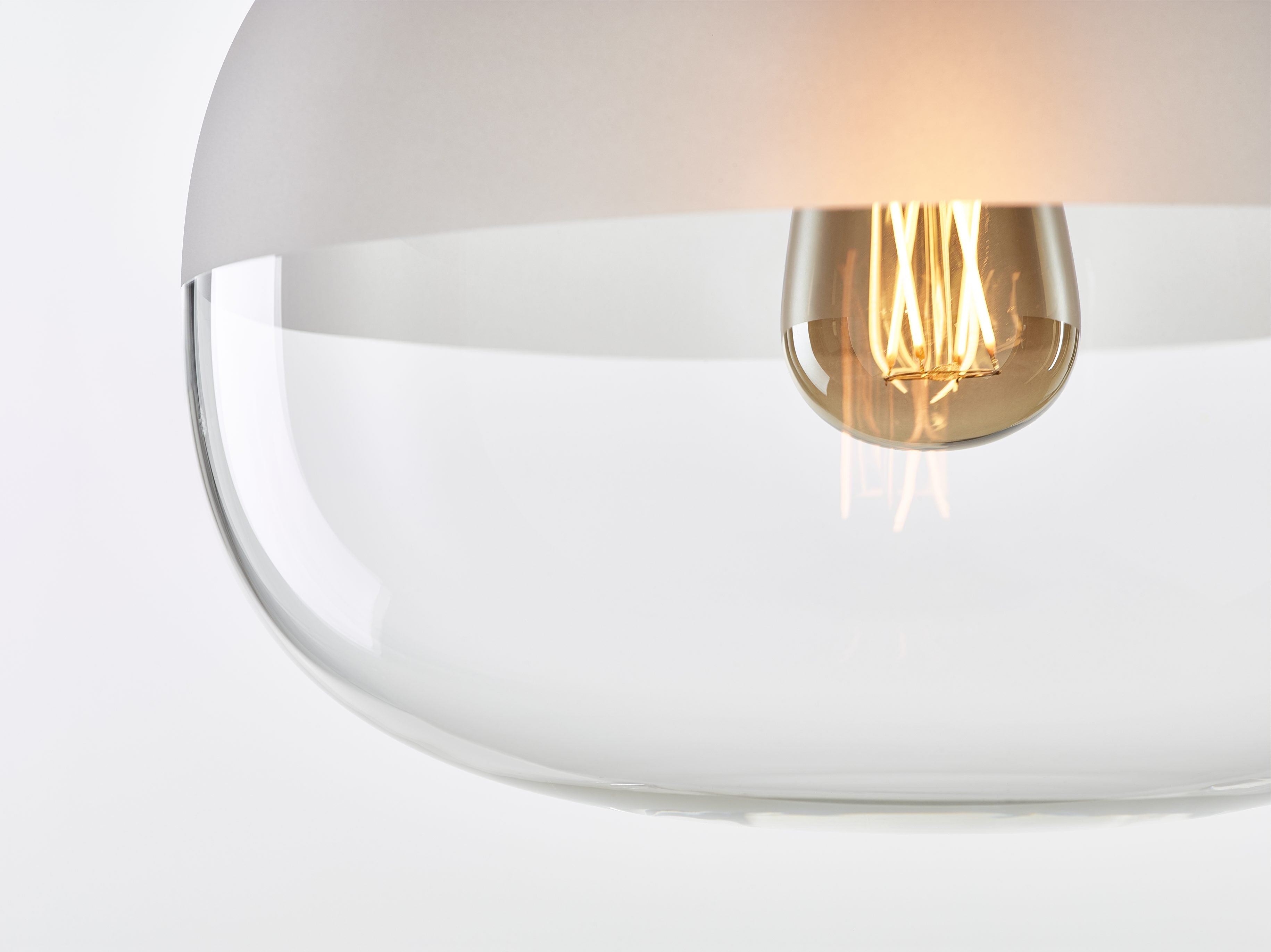 Závesná lampa AWA MEDIUM sklo fúkané