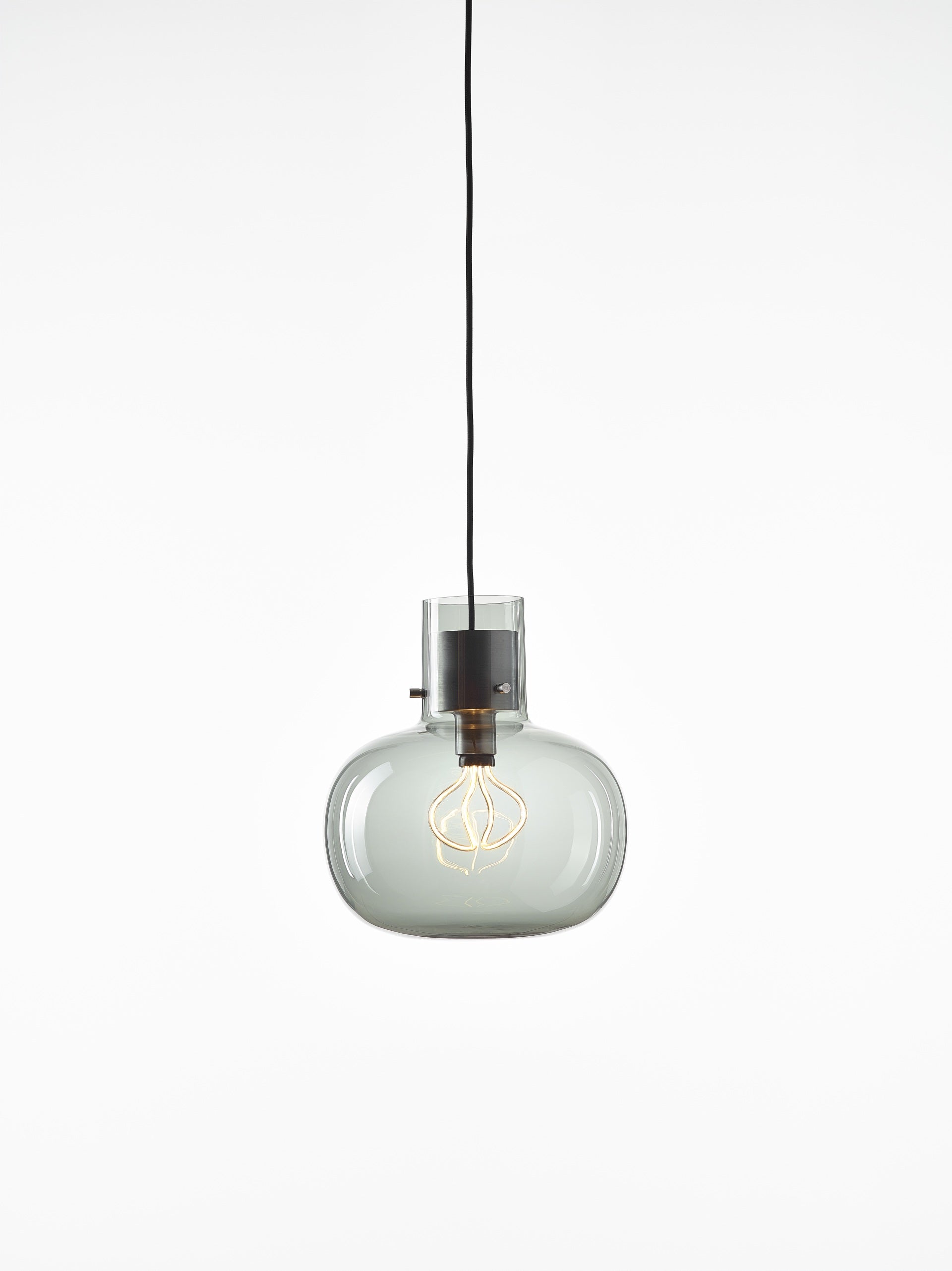 Závesná lampa AWA MEDIUM sklo fúkané