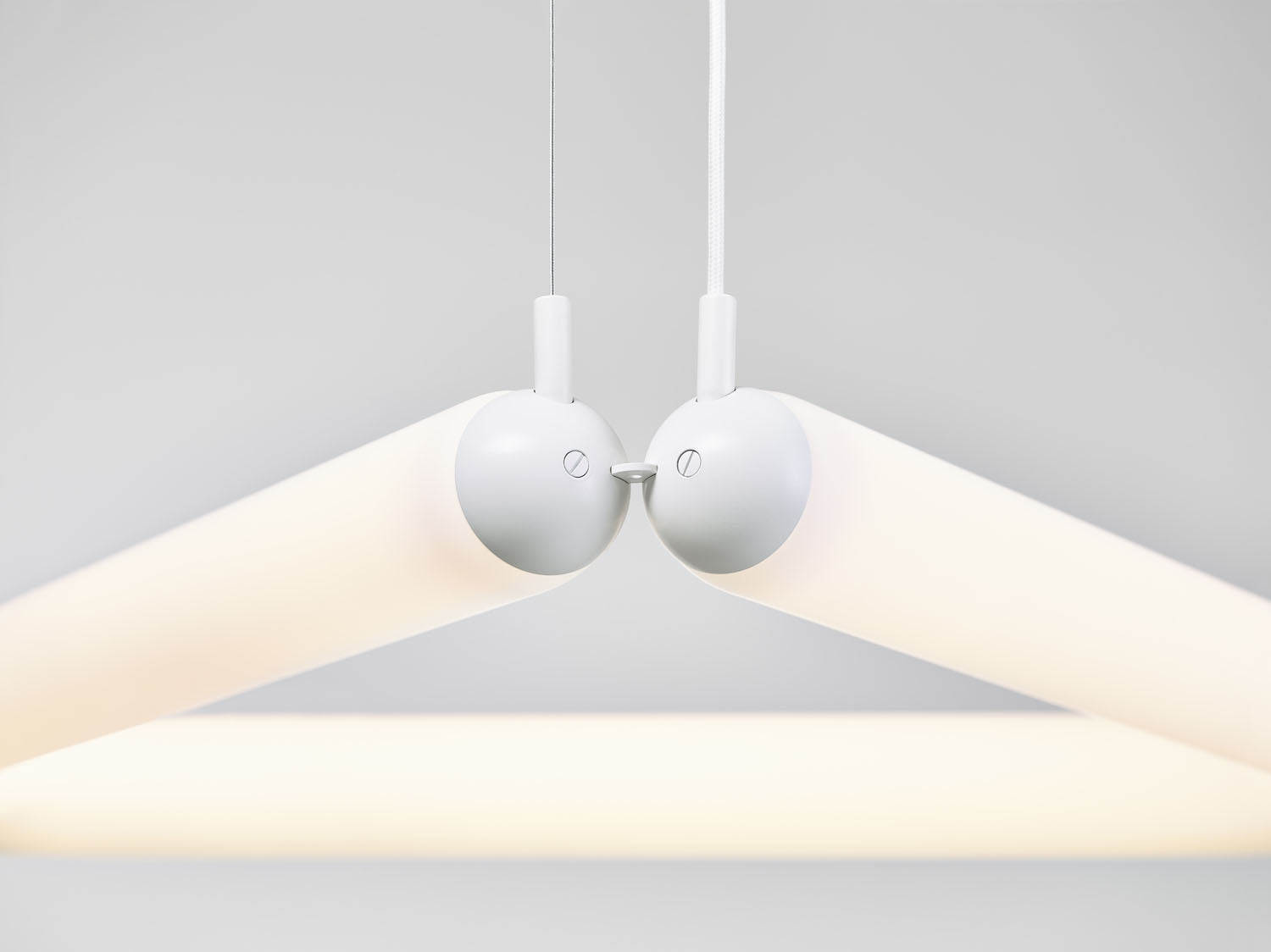 Závesná lampa PURO CONTOUR - TROJUHOLNÍK matné sklo