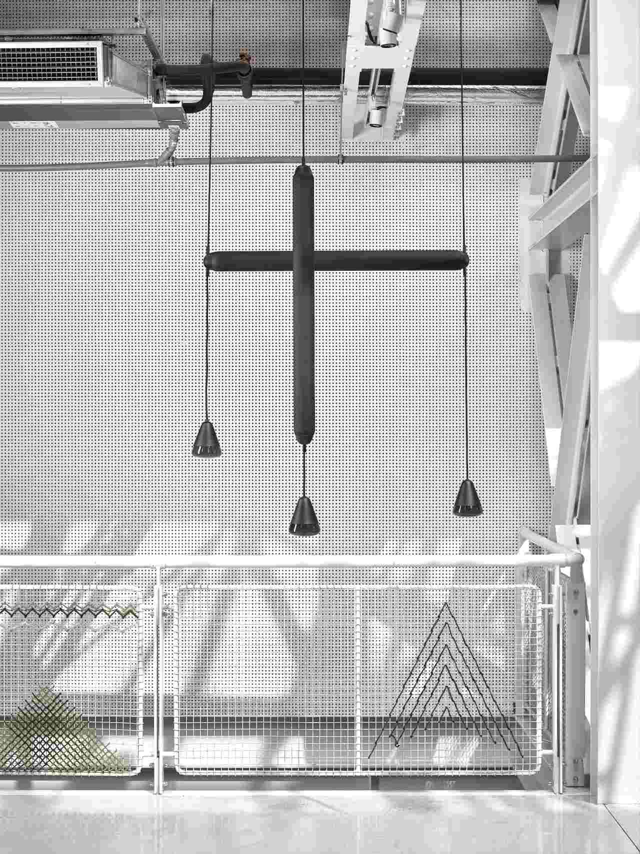 Závesná lampa PURO SINGLE - VERTIKÁLNA matné sklo