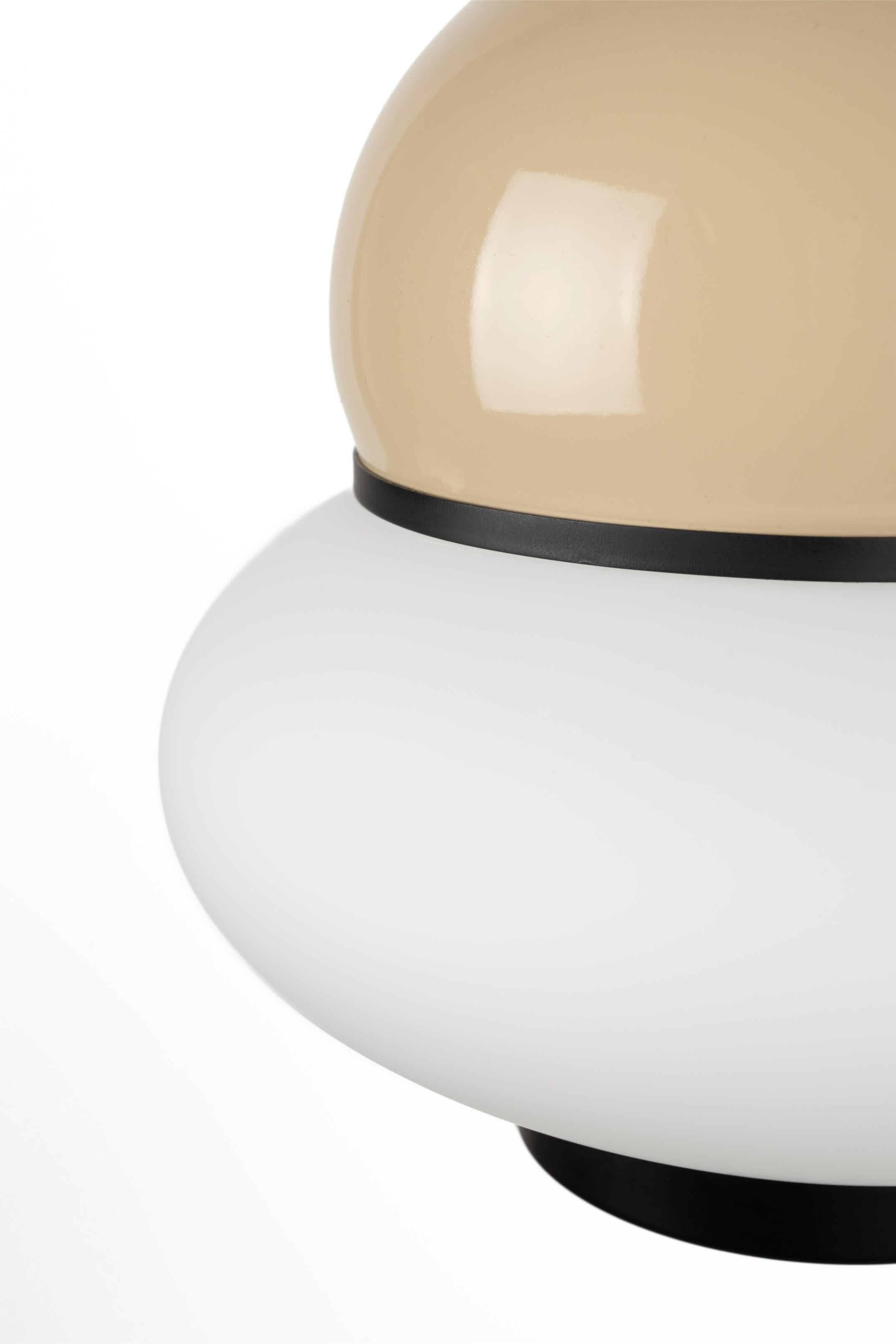 Lampa visí BUMBLE béžová s čiernym povrchom