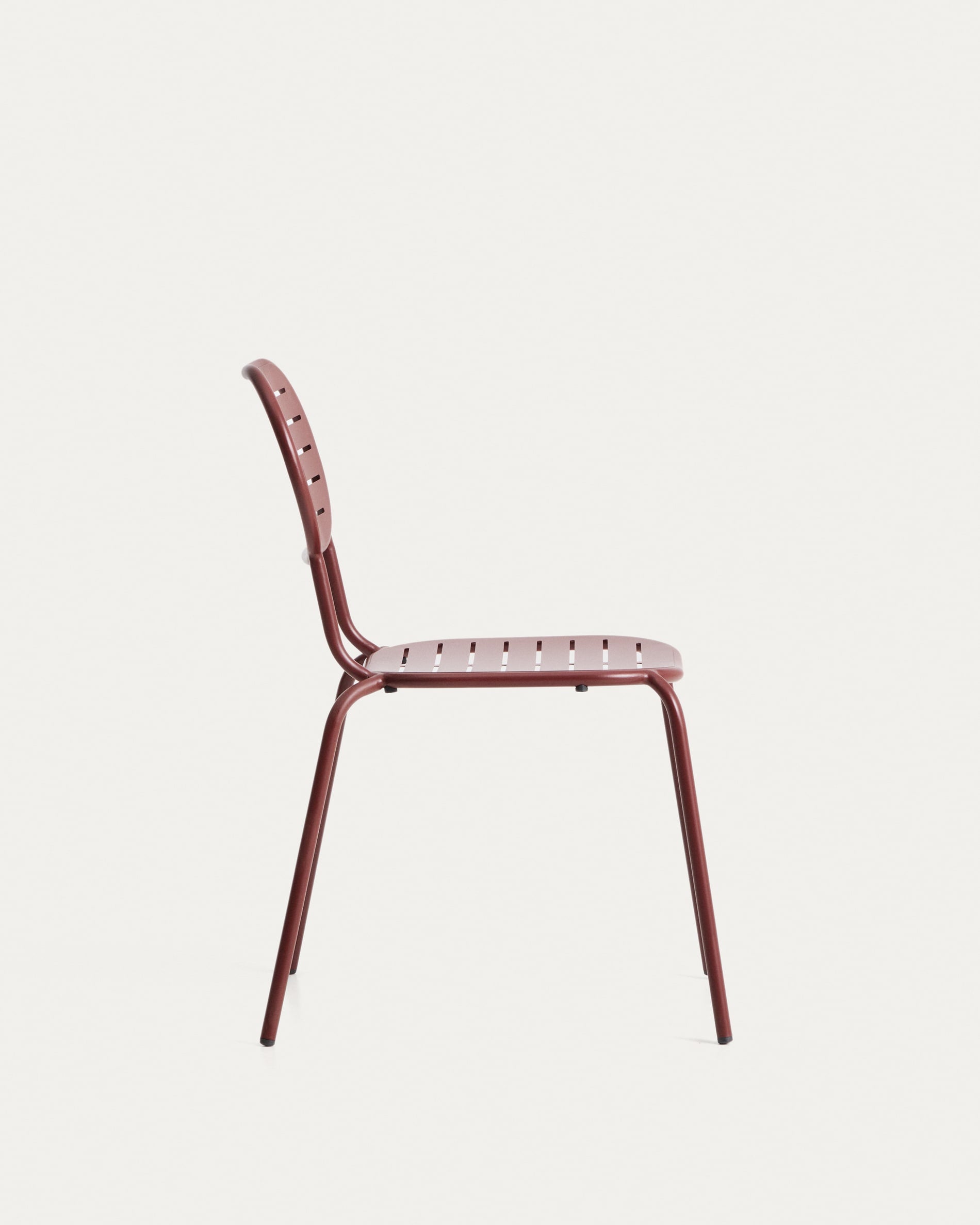 BRAI Burgundy Garden Chair