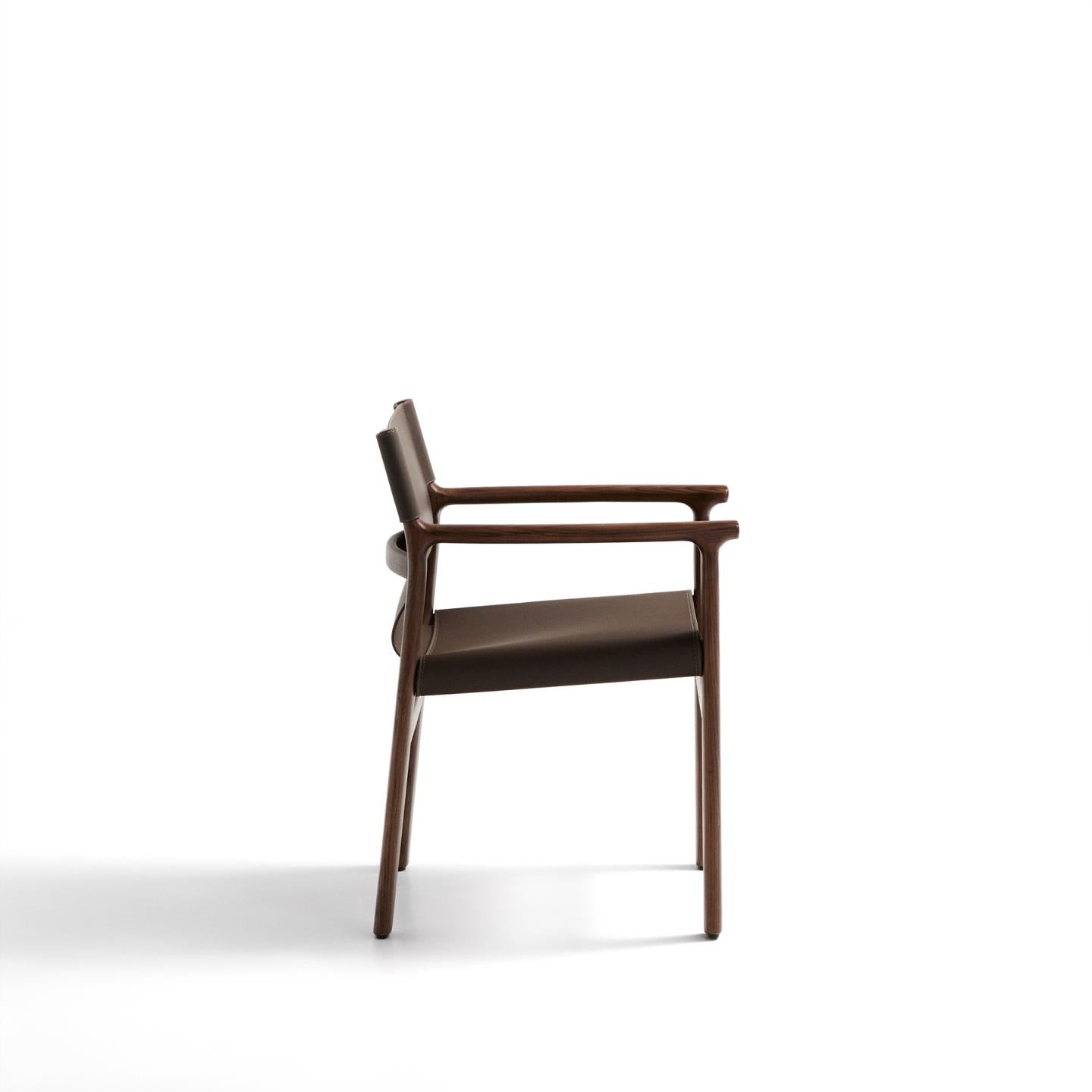 JAN chair in brown recycled leather with dark ash wood