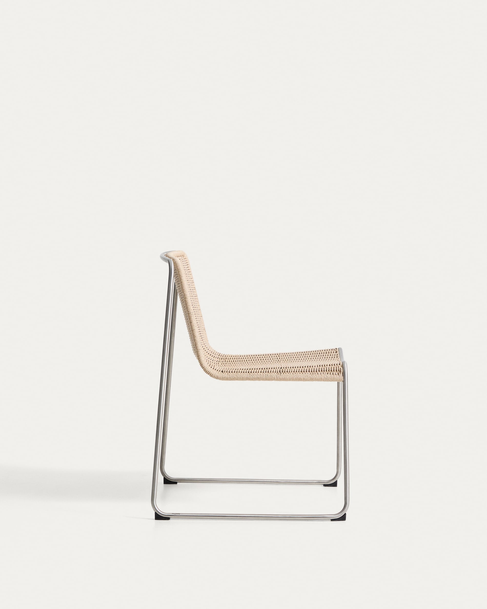 Záhradná stolička TAVARI béžová so železnou základňou