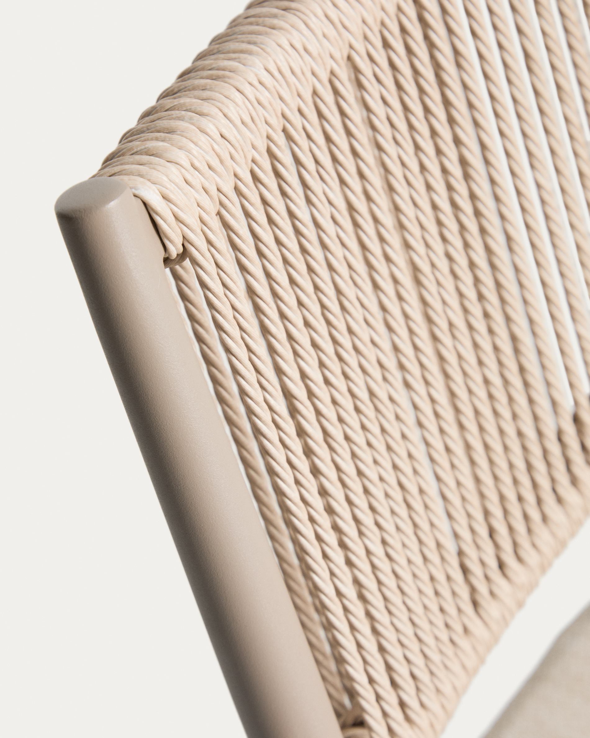 Záhradná stolička ARGASI šedobéžová