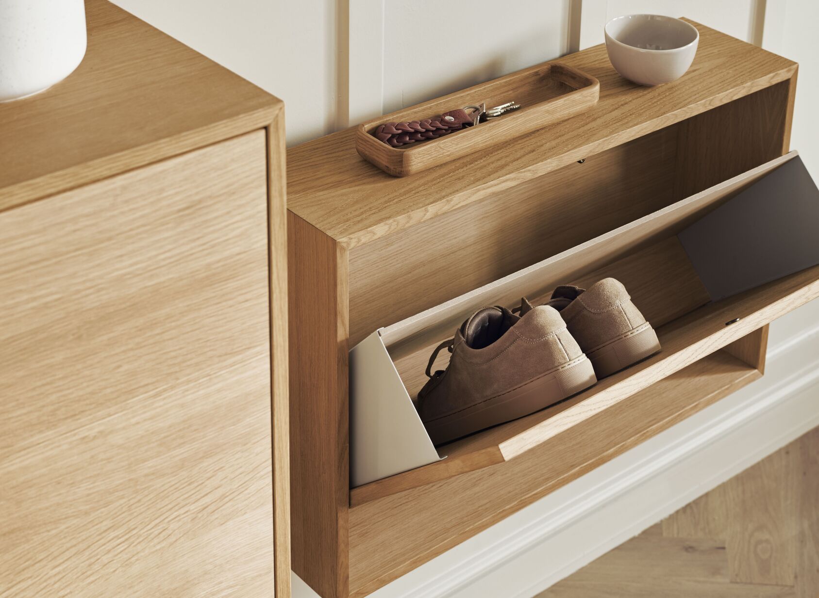 Skriňa na topánky CASE dubový dyha