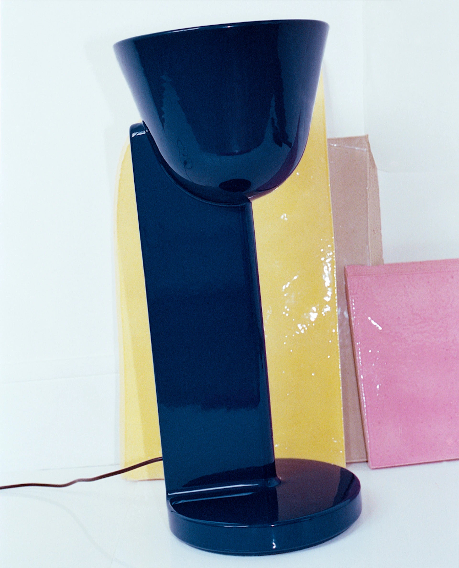 Stolná lampa CÉRAMIQUE granátová