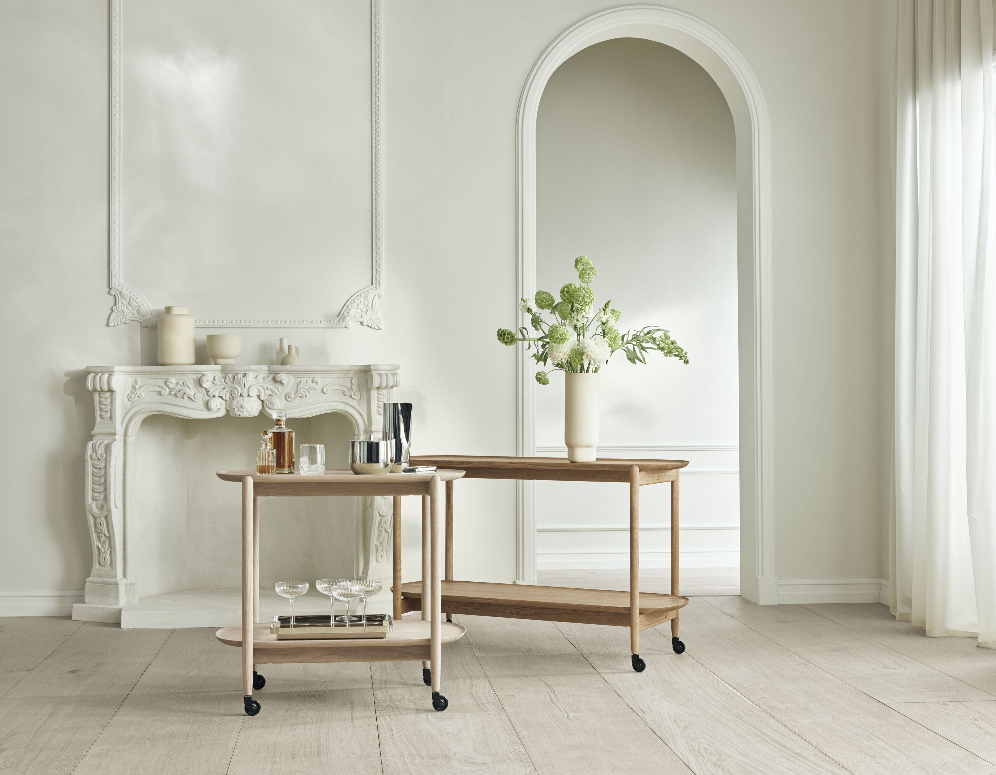 Barový vozík COUPE bielené dubové drevo