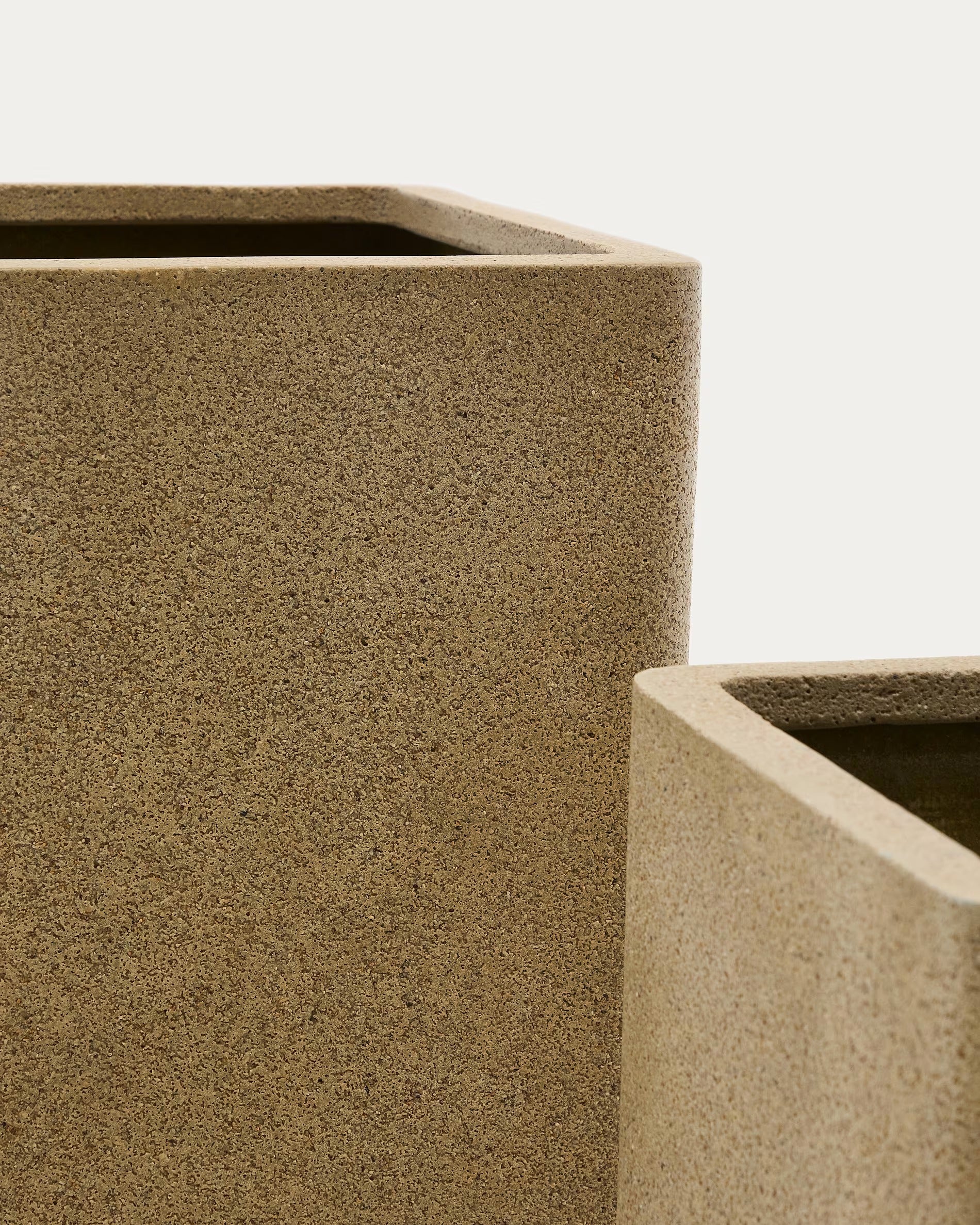 Set of high pots of mustard polycement minoa