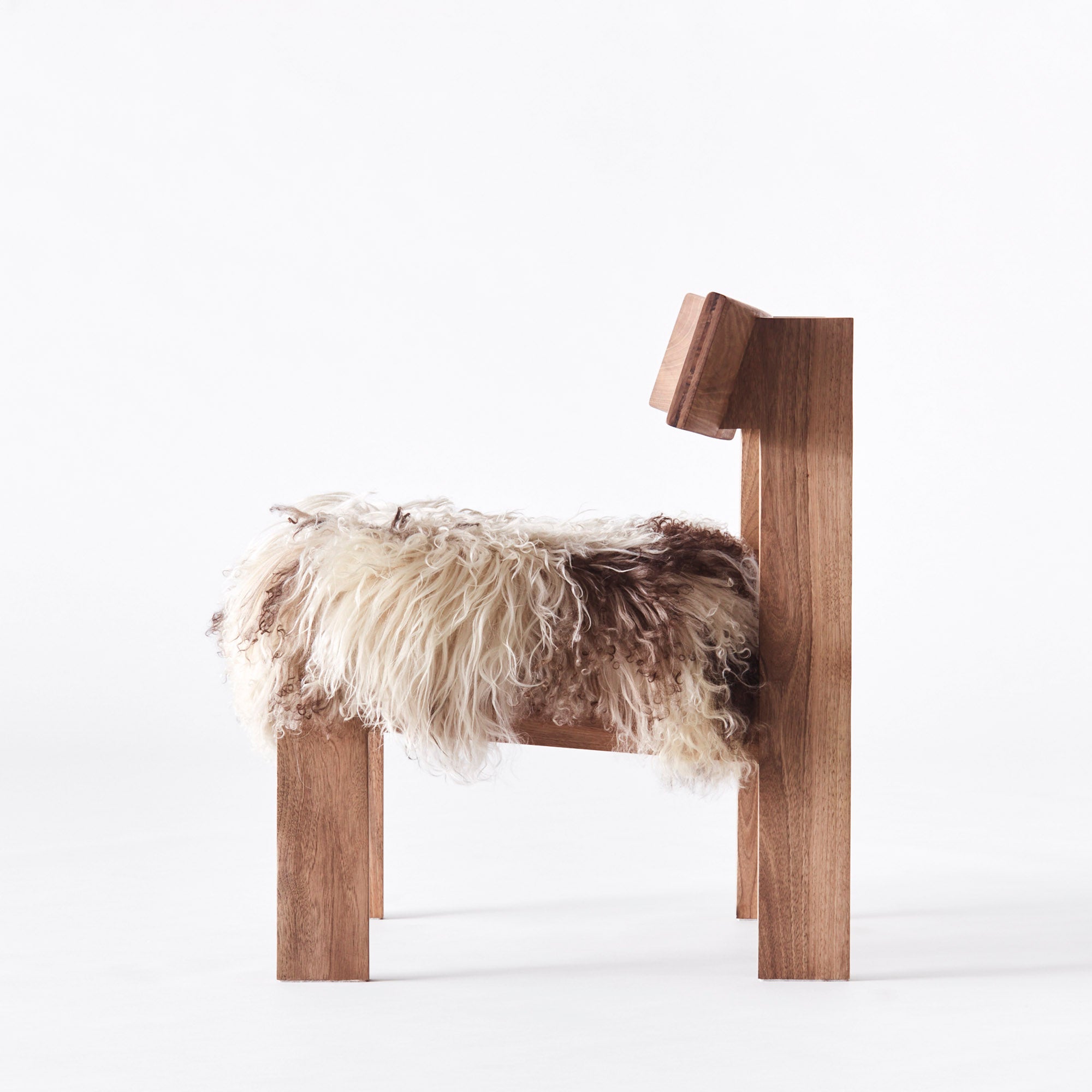 EASY armchair walnut wood and sheep leather