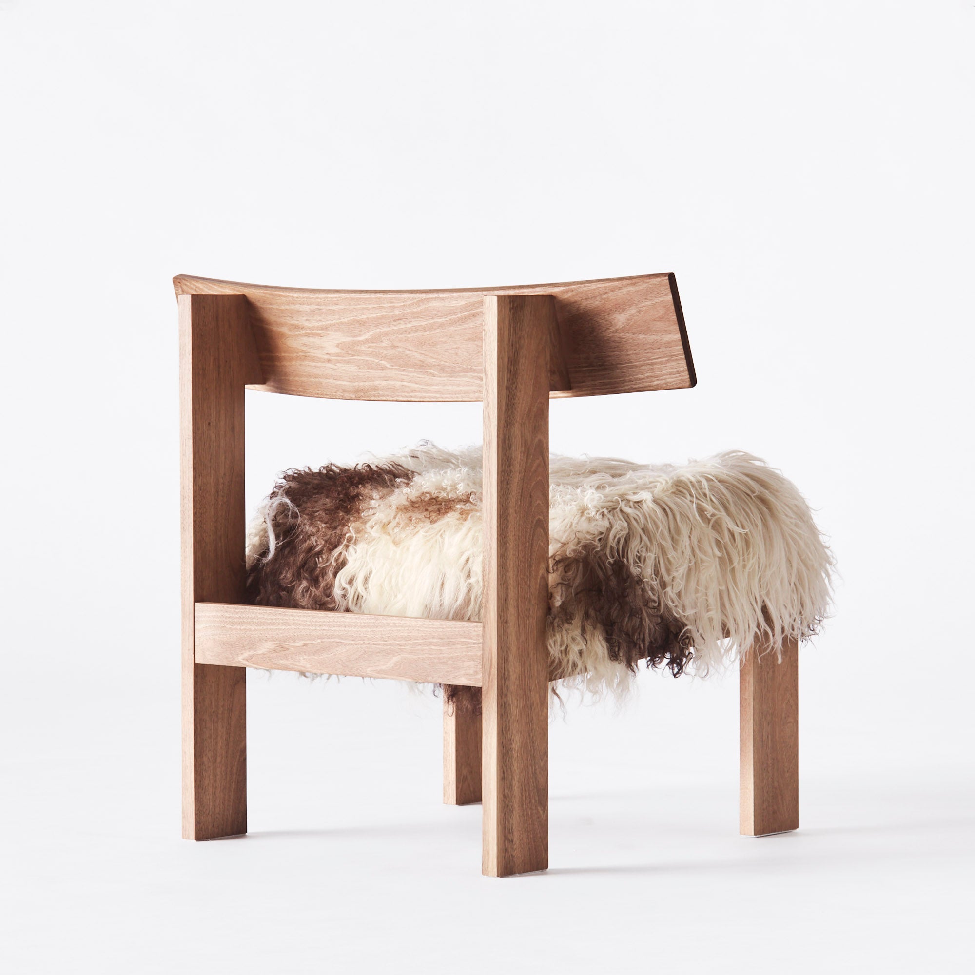 EASY armchair walnut wood and sheep leather