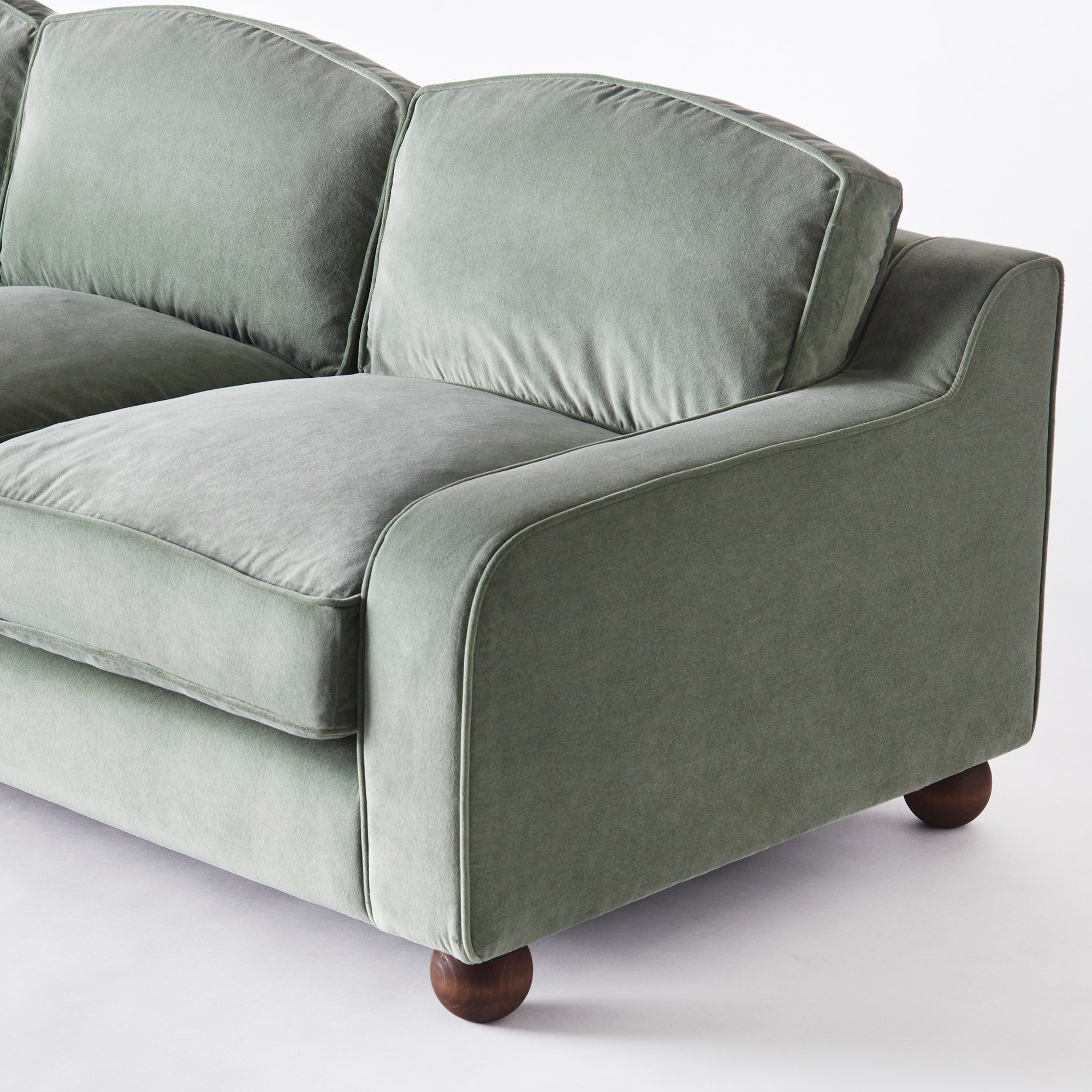 LOLA green velvet sofa