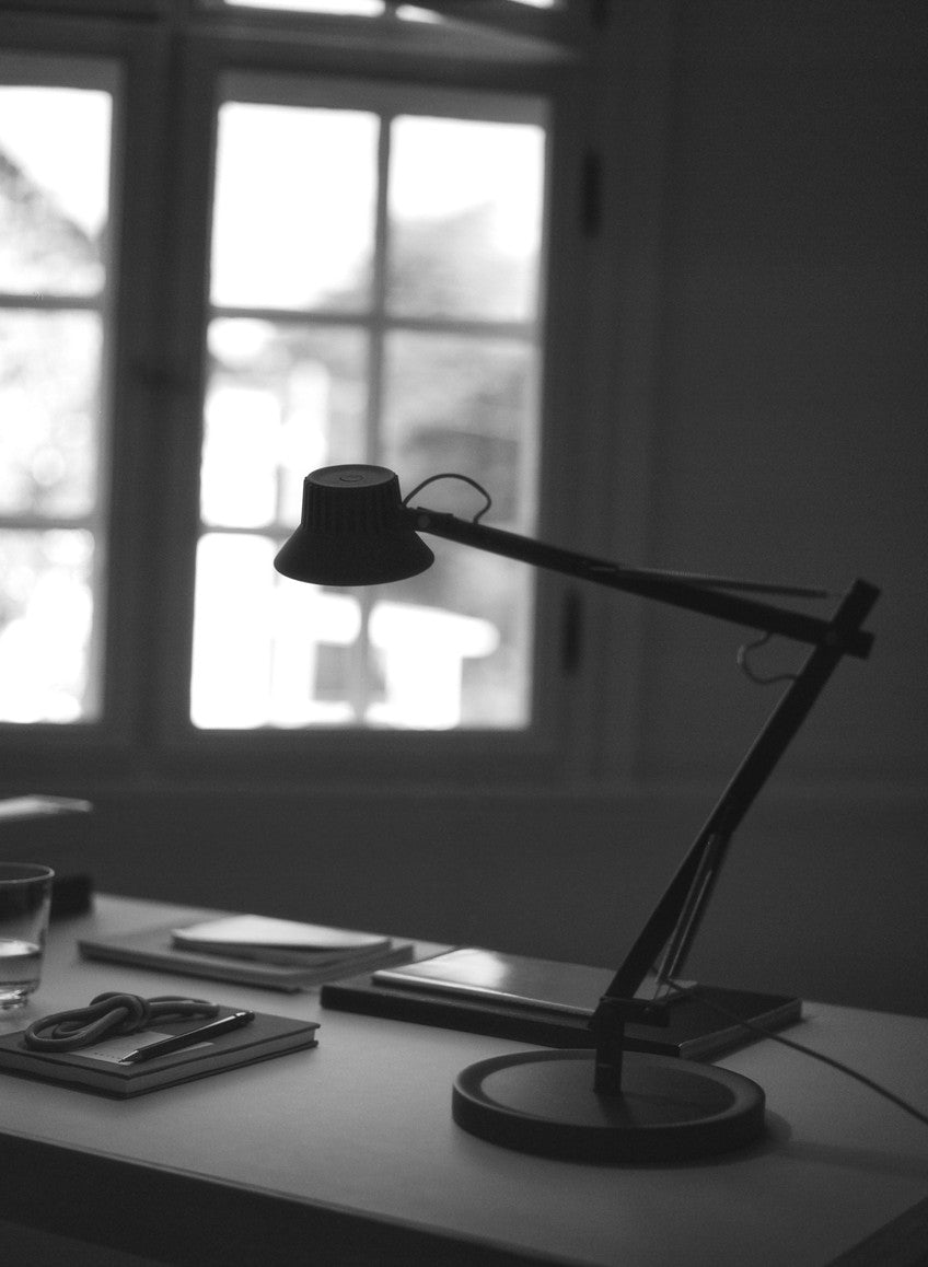 Adjustable desk lamp DEDICATE black