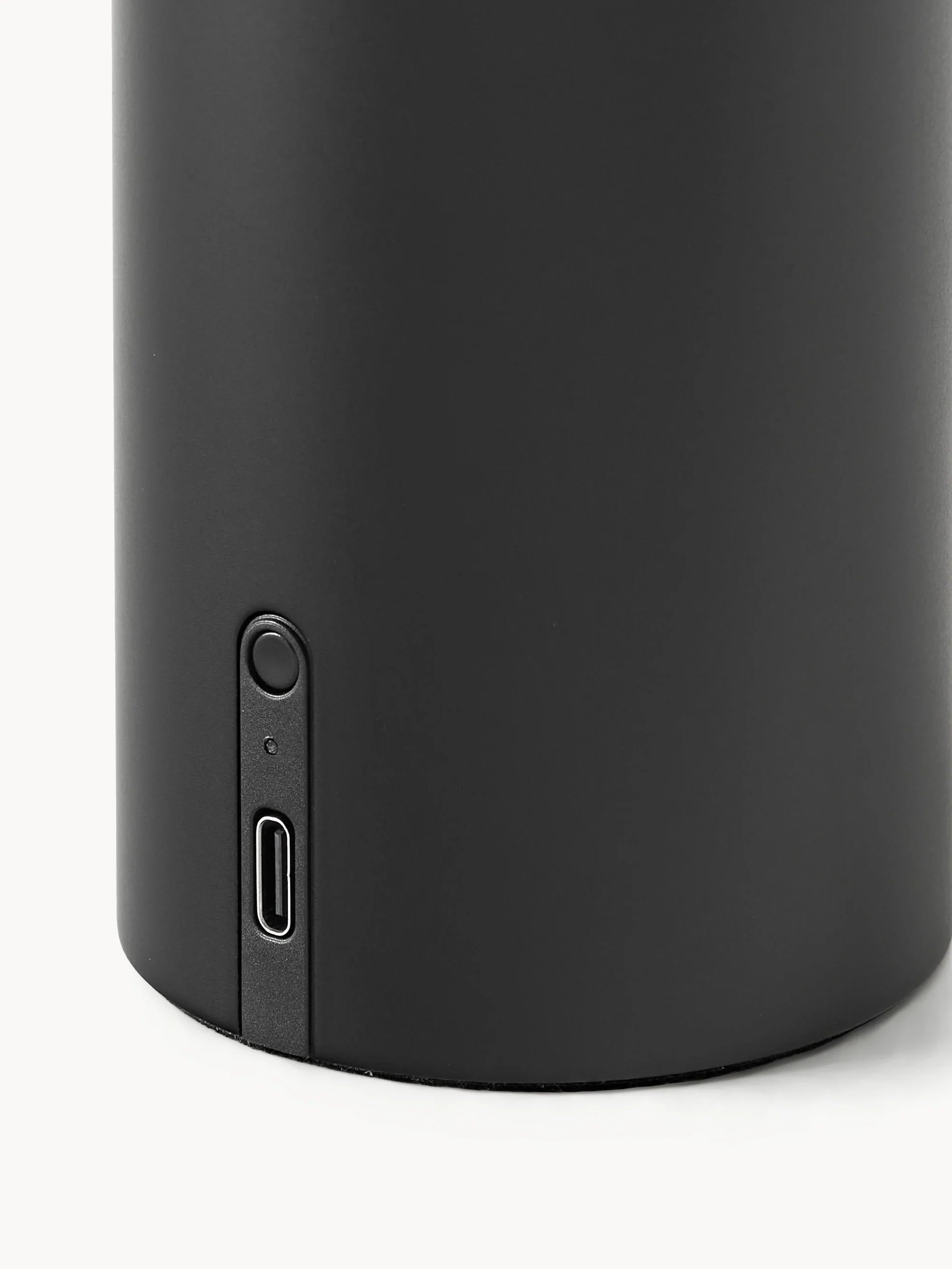 Prenosná lampa TAKKU lakovaná čierna